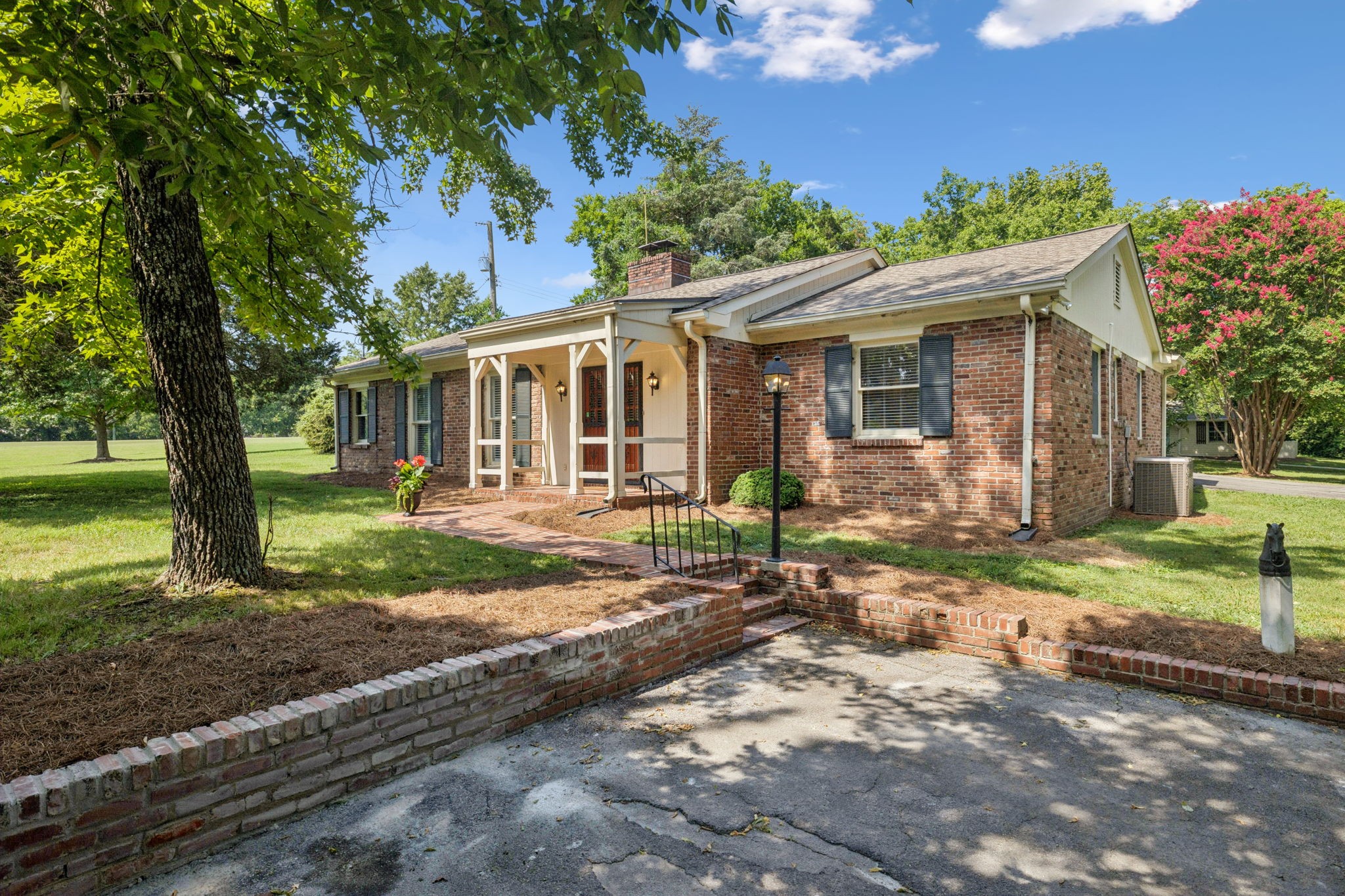 4719 Granny White Pike