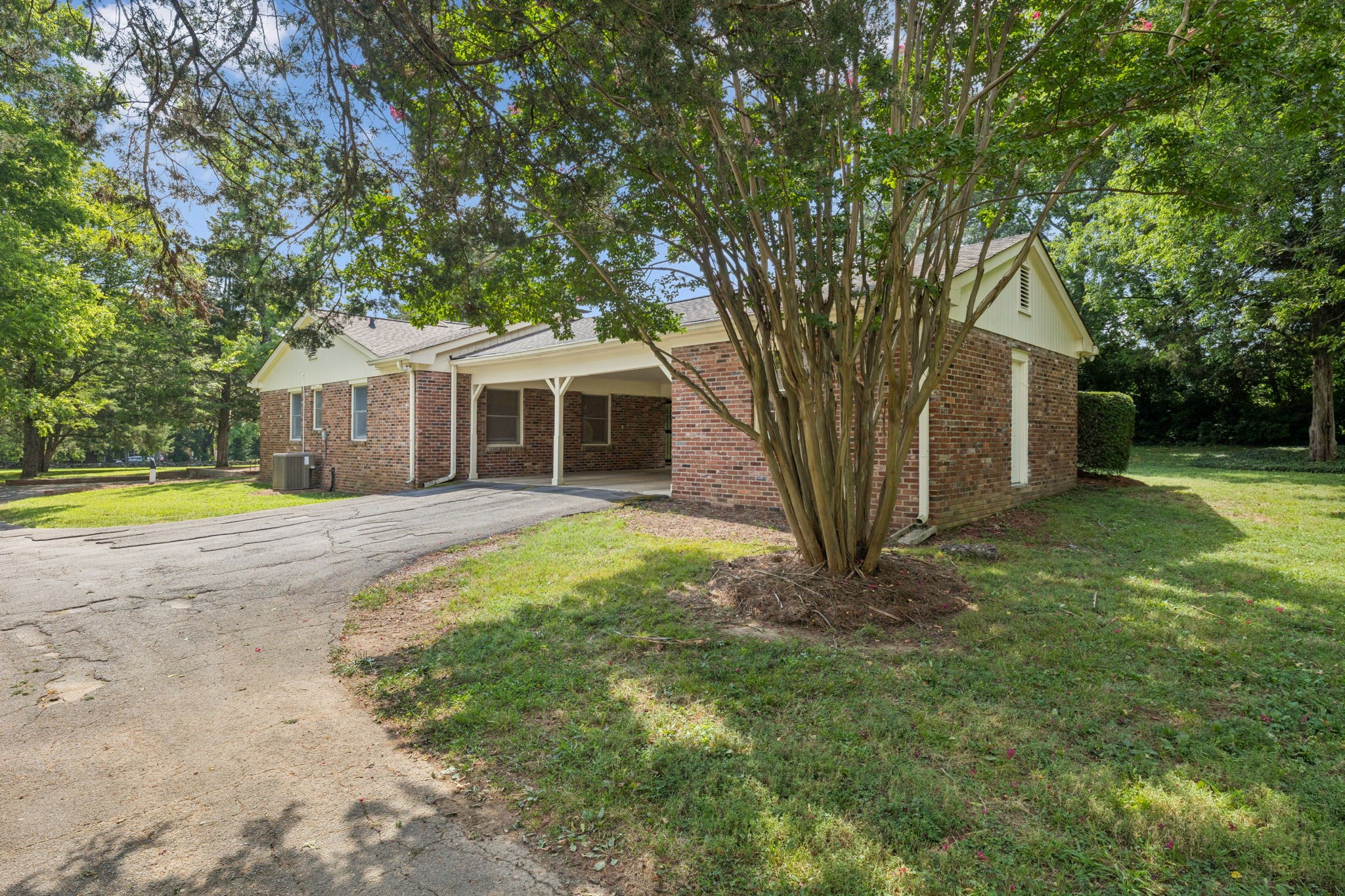 4719 Granny White Pike