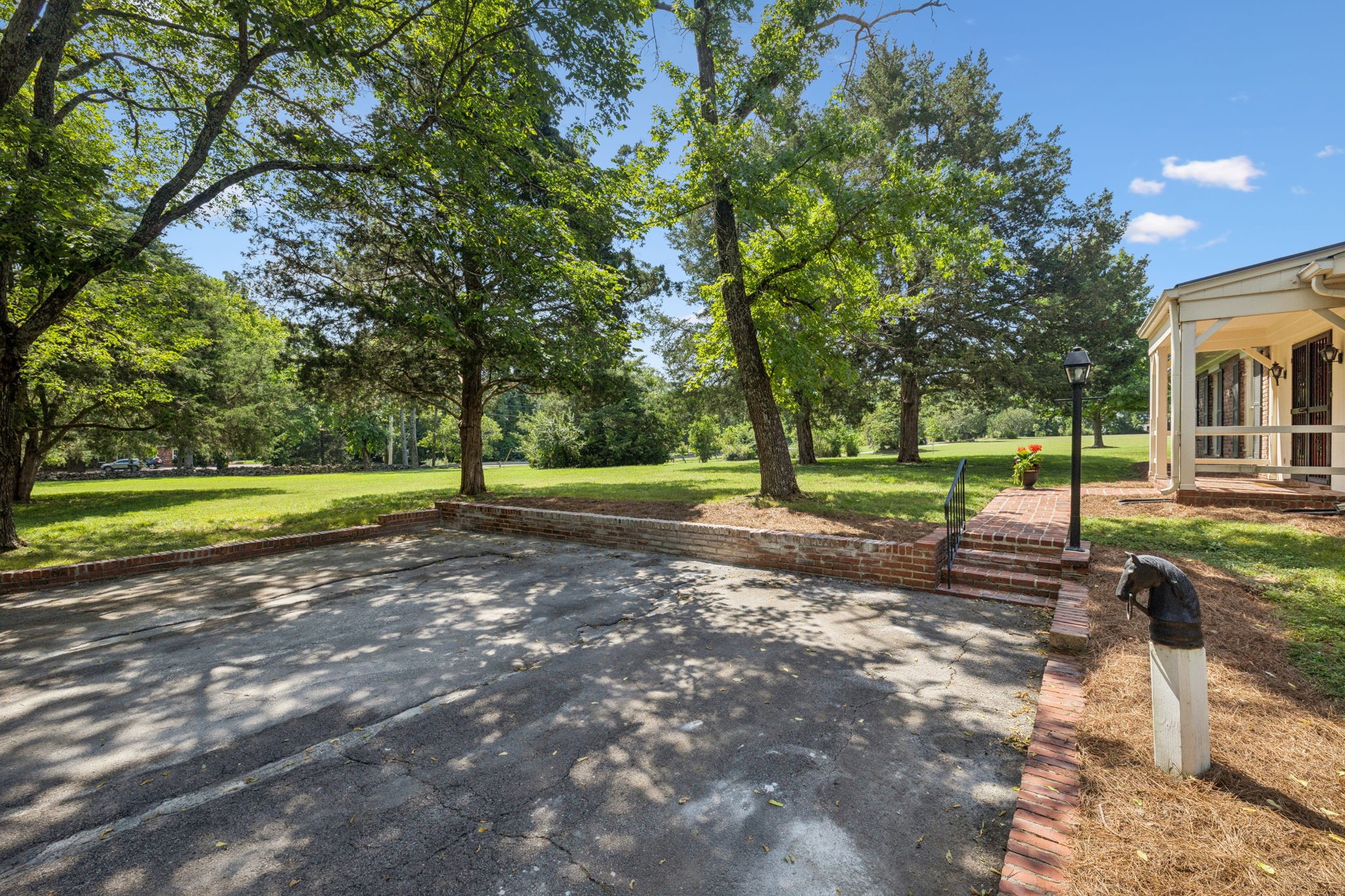 4719 Granny White Pike