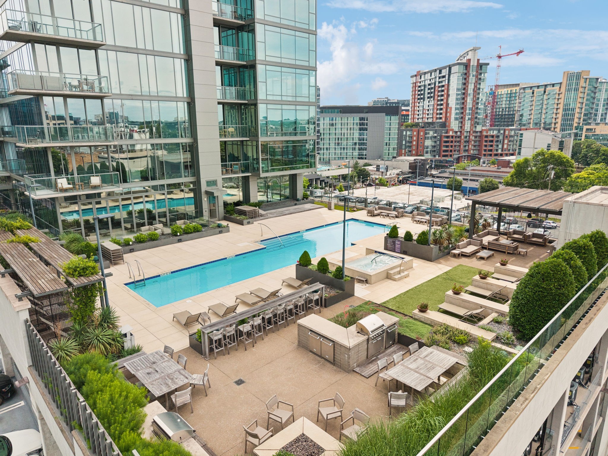 1212 Laurel St Unit: 302