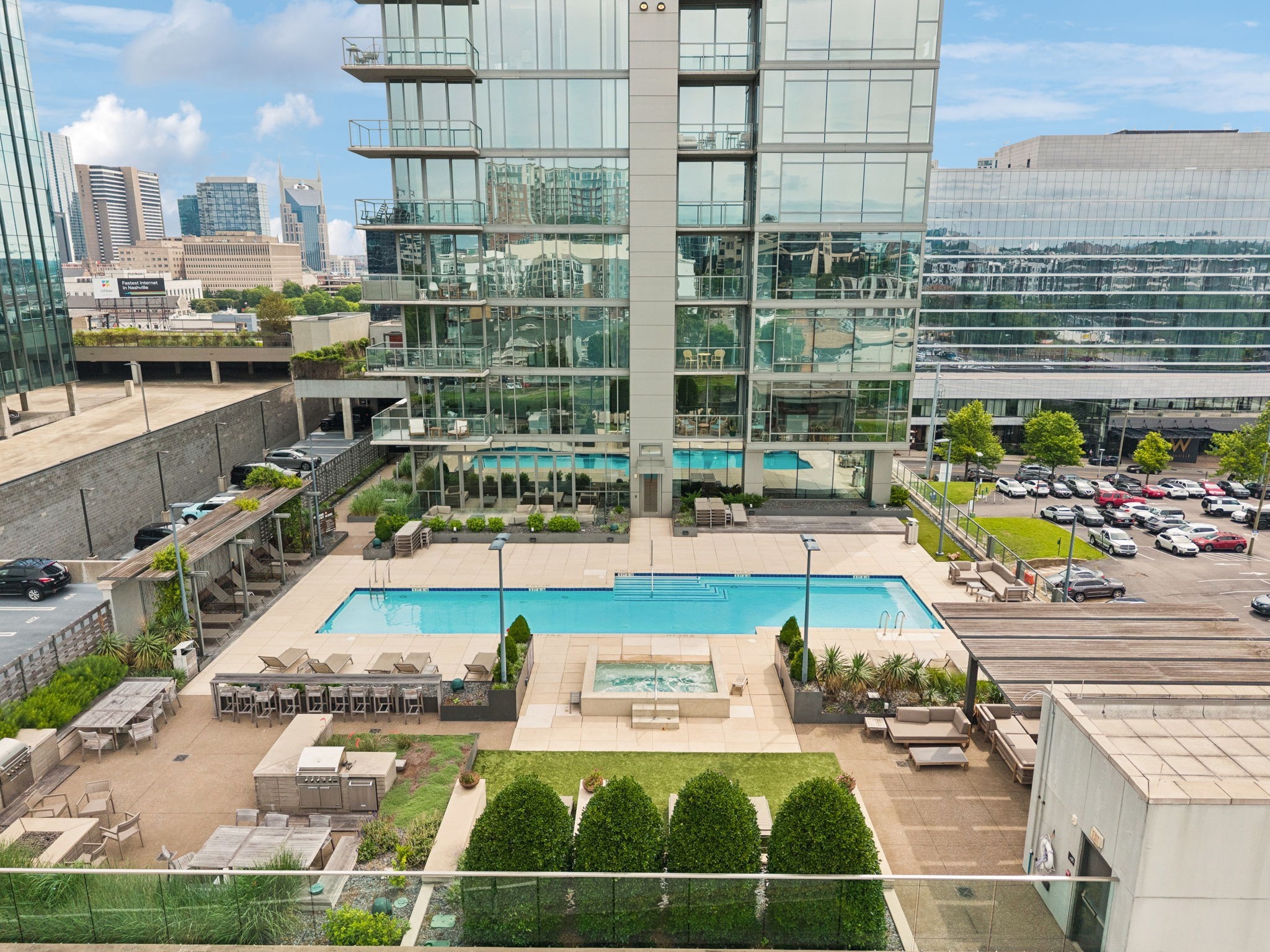 1212 Laurel St Unit: 302