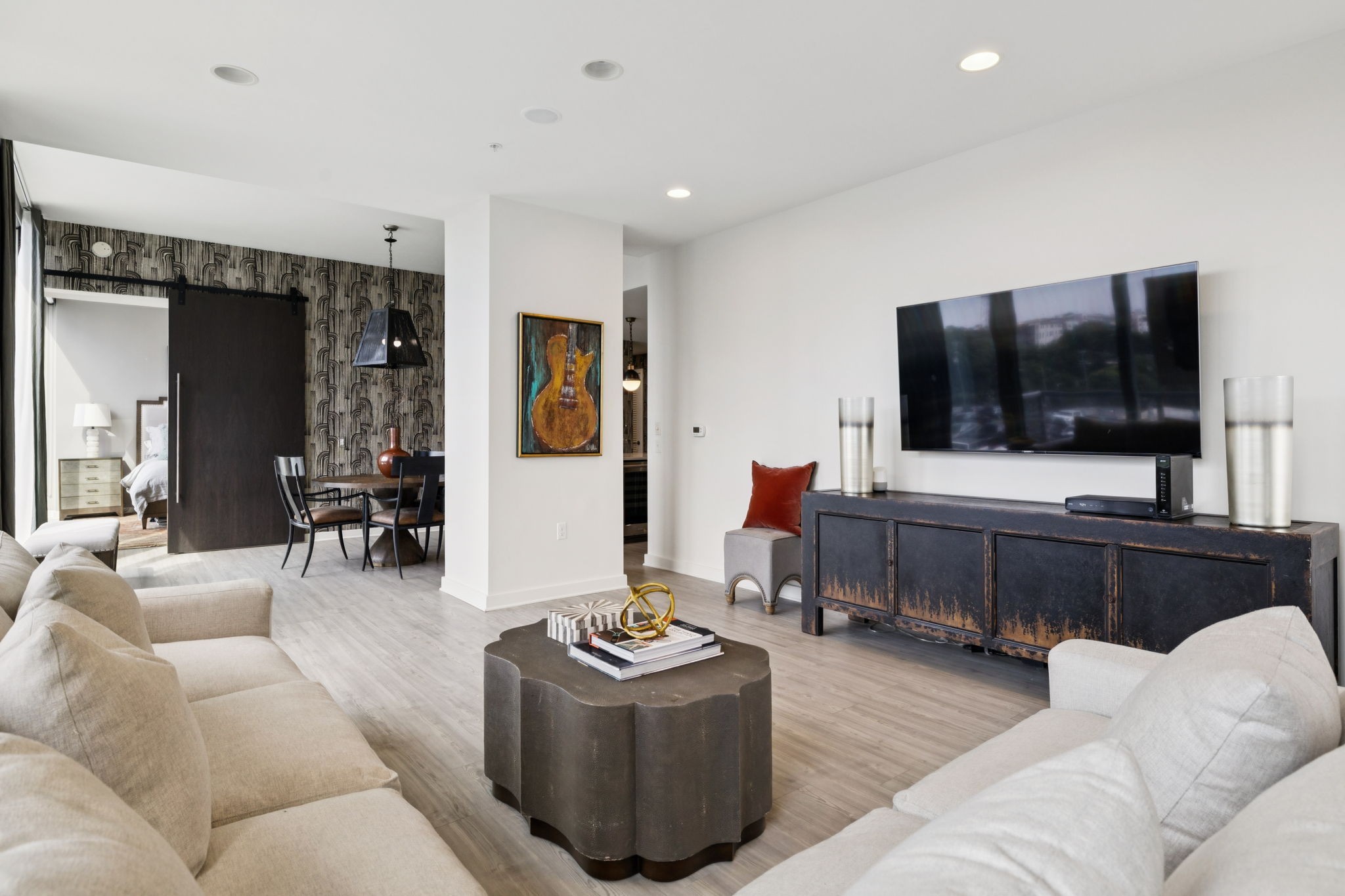 1212 Laurel St Unit: 302