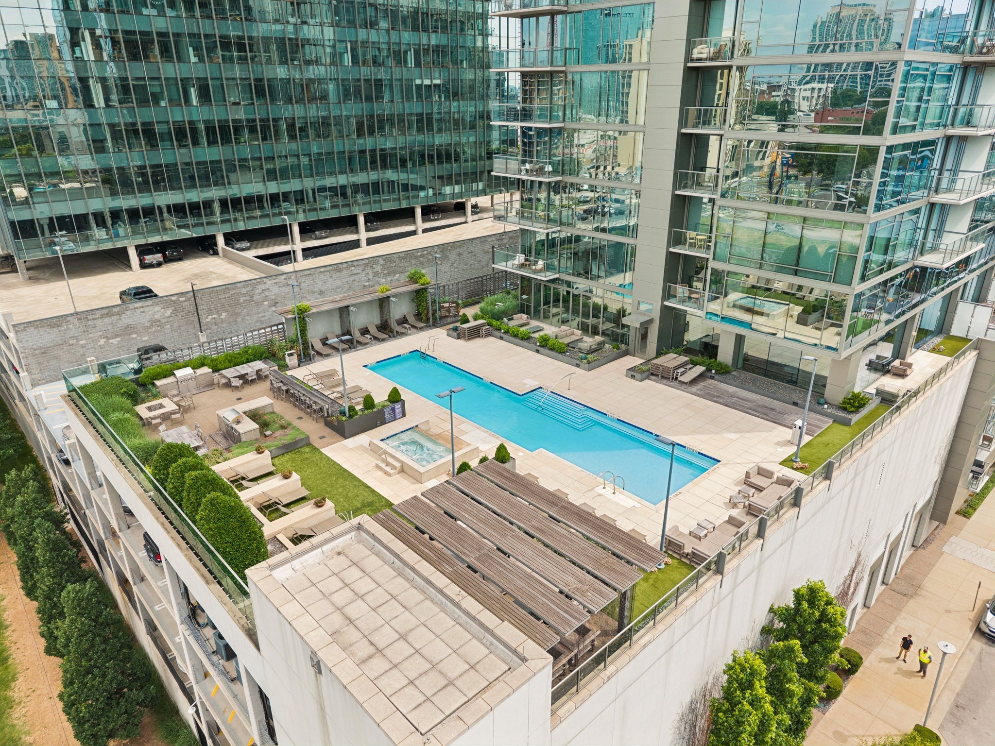 1212 Laurel St Unit: 302