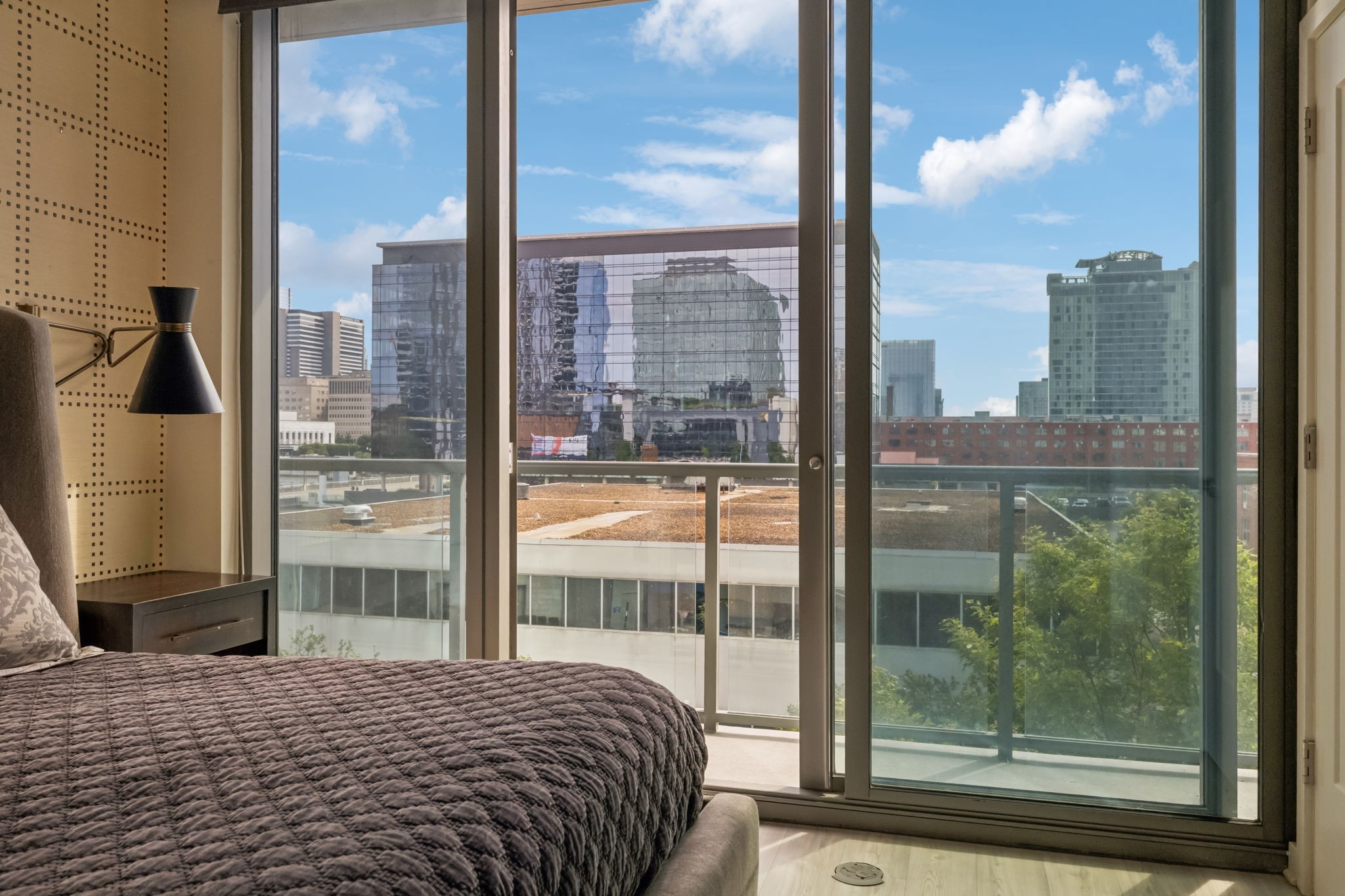 1212 Laurel St Unit: 302