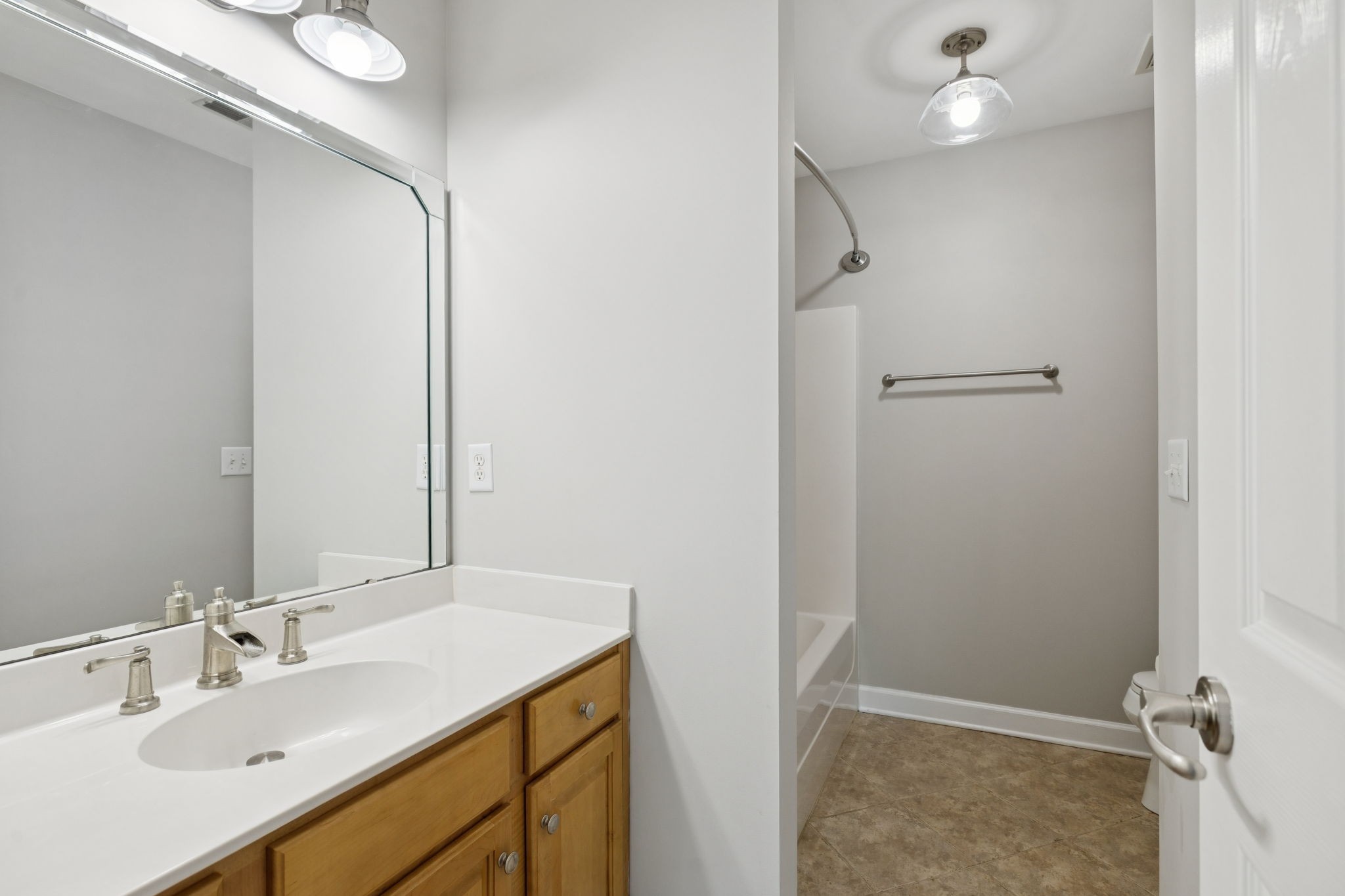 1816 Brentwood Pointe