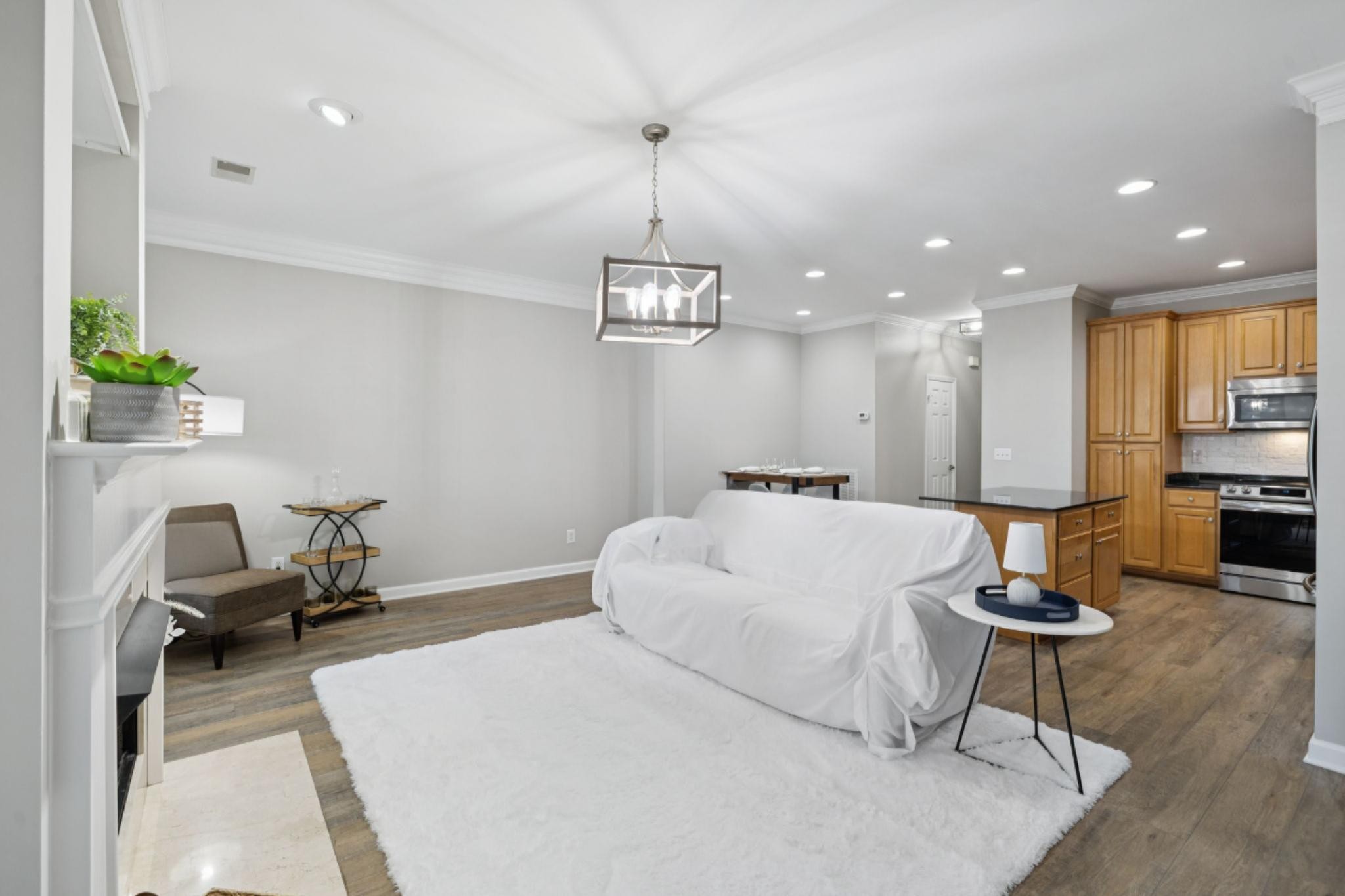 1816 Brentwood Pointe