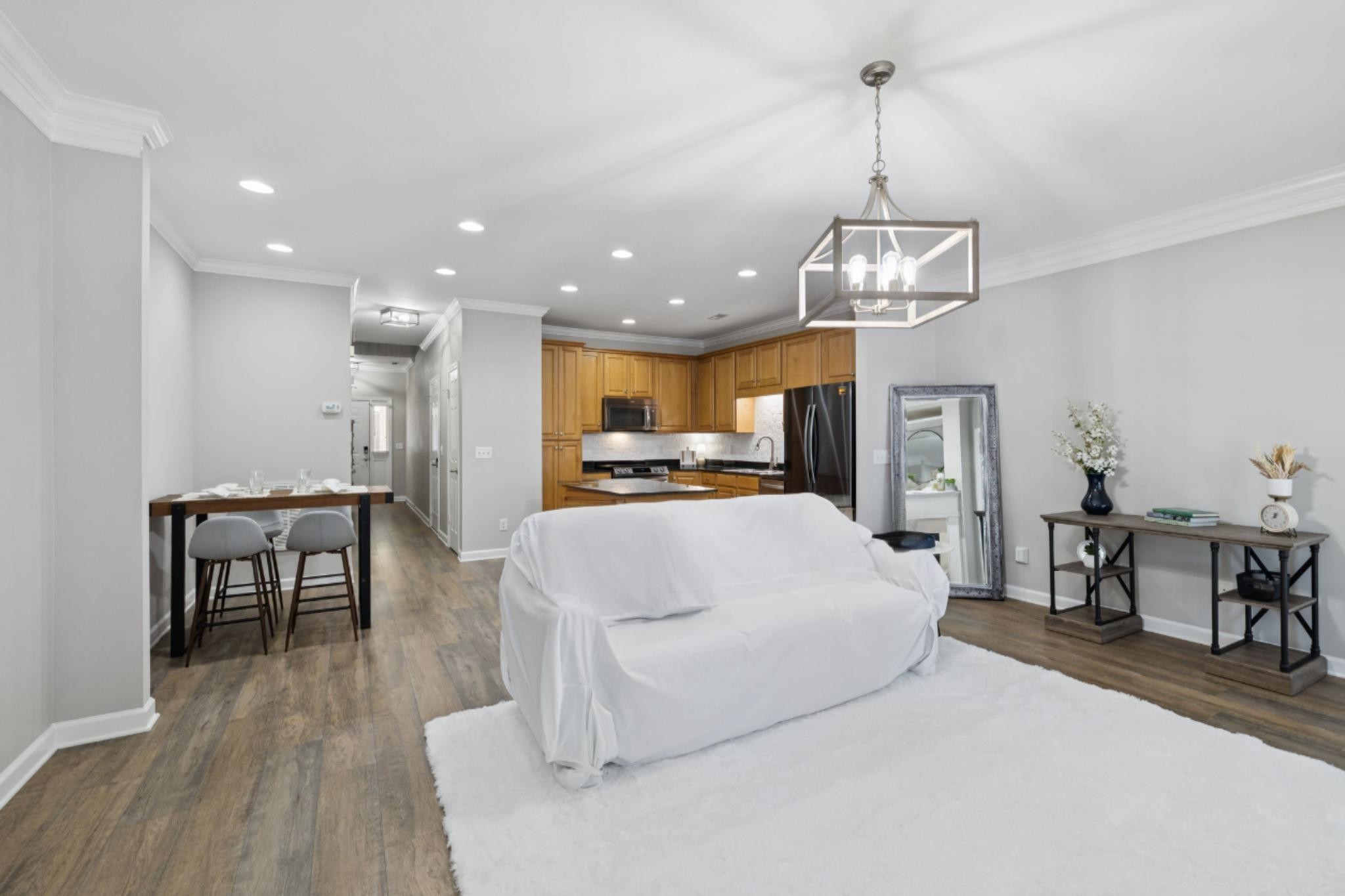 1816 Brentwood Pointe