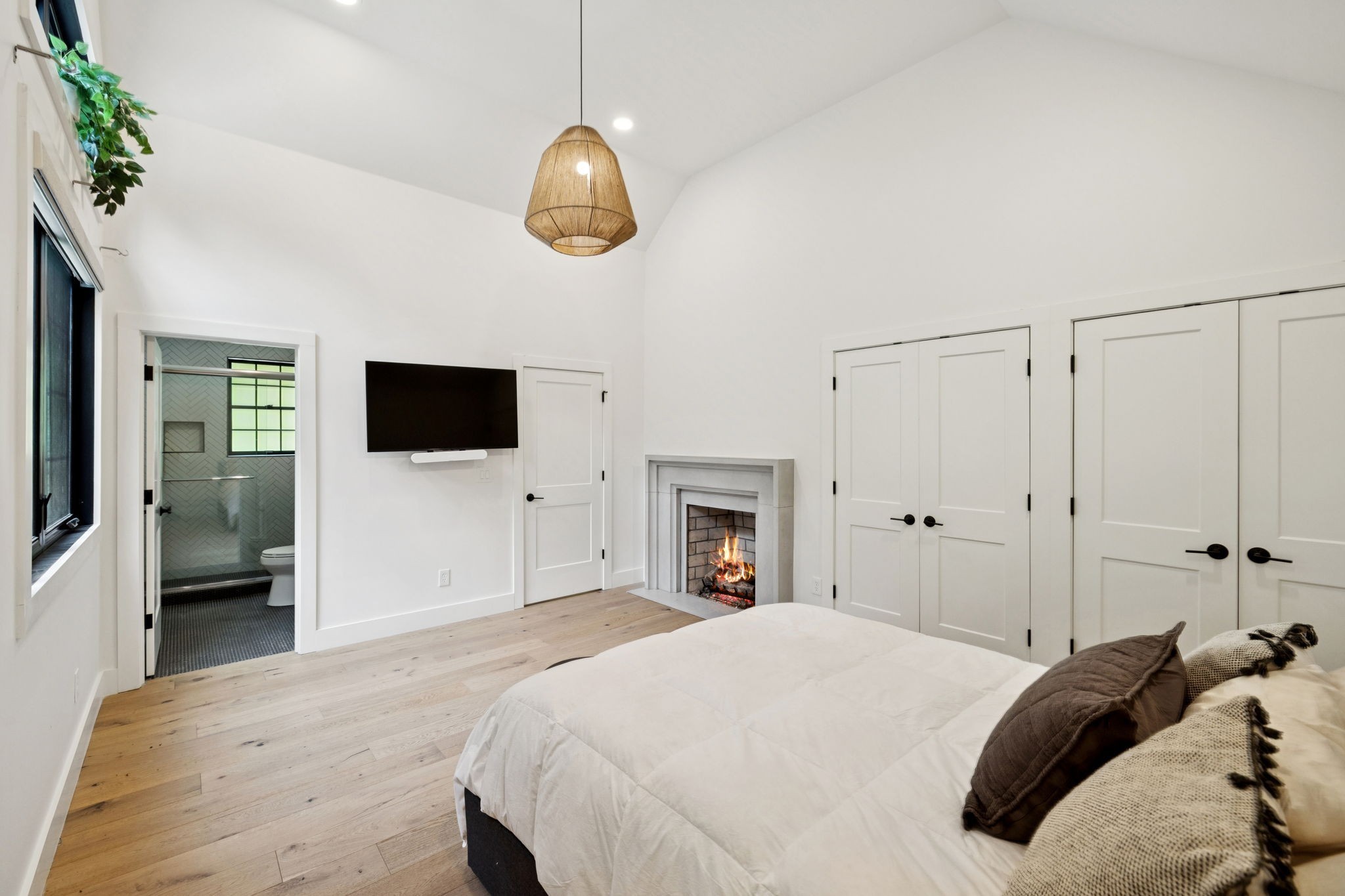 5222 Still House Hollow Rd