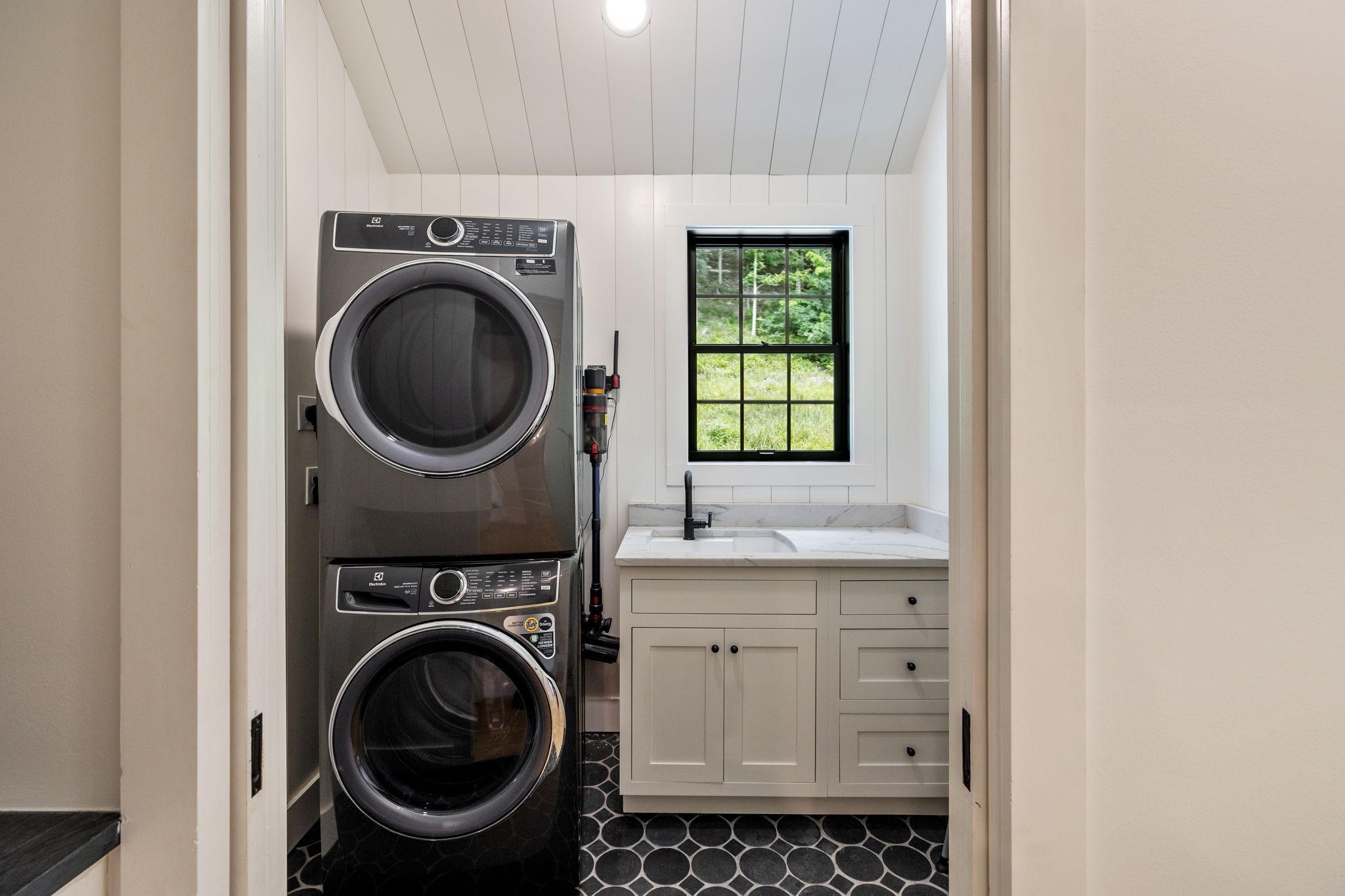 5222 Still House Hollow Rd