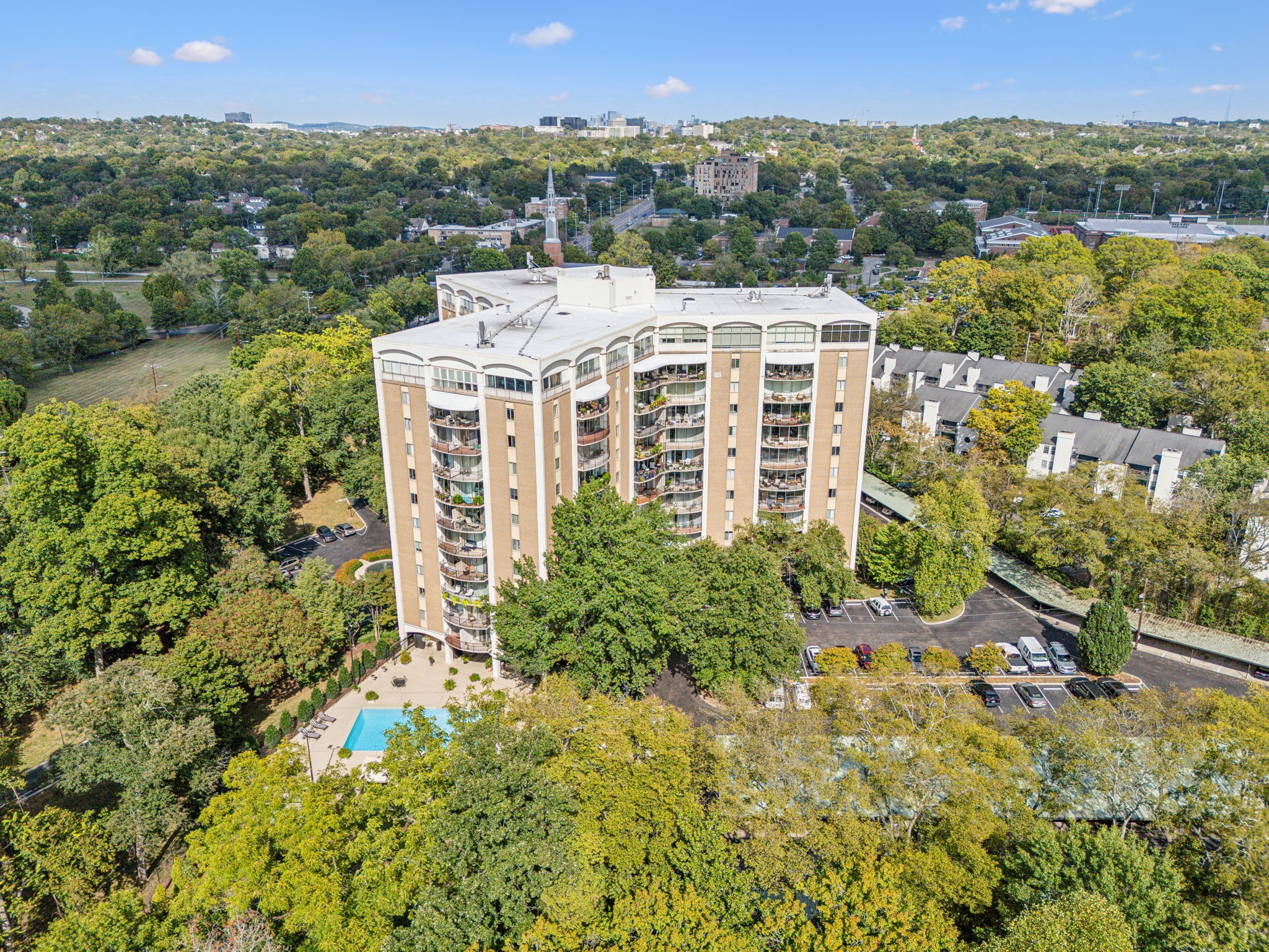 4215 Harding Pike Unit: 306