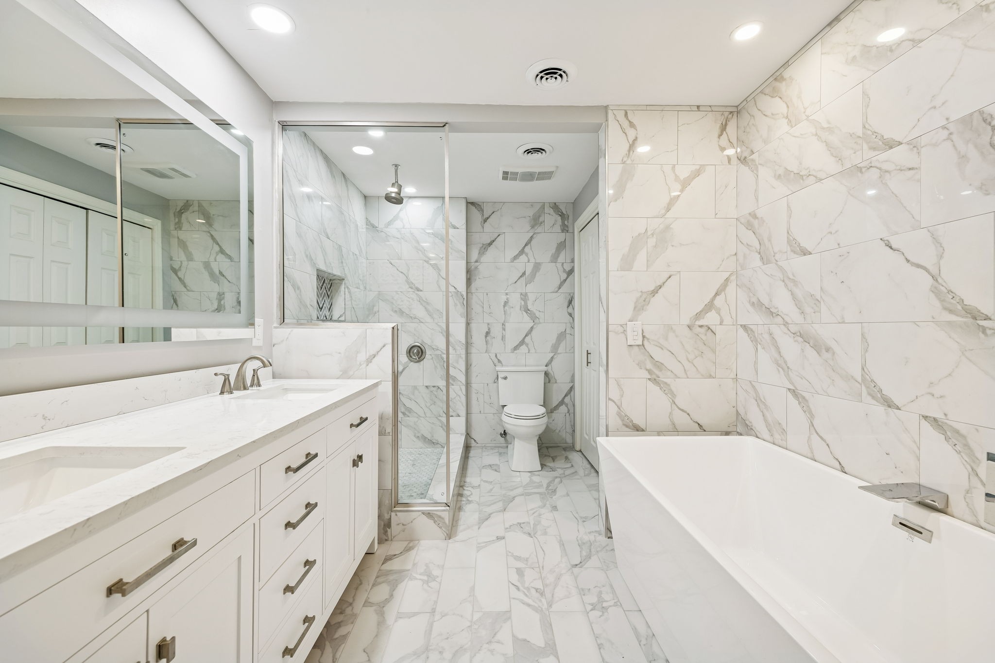 4500 Post Rd Unit: 44