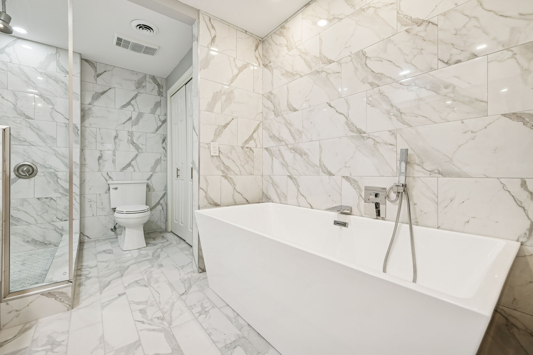 4500 Post Rd Unit: 44