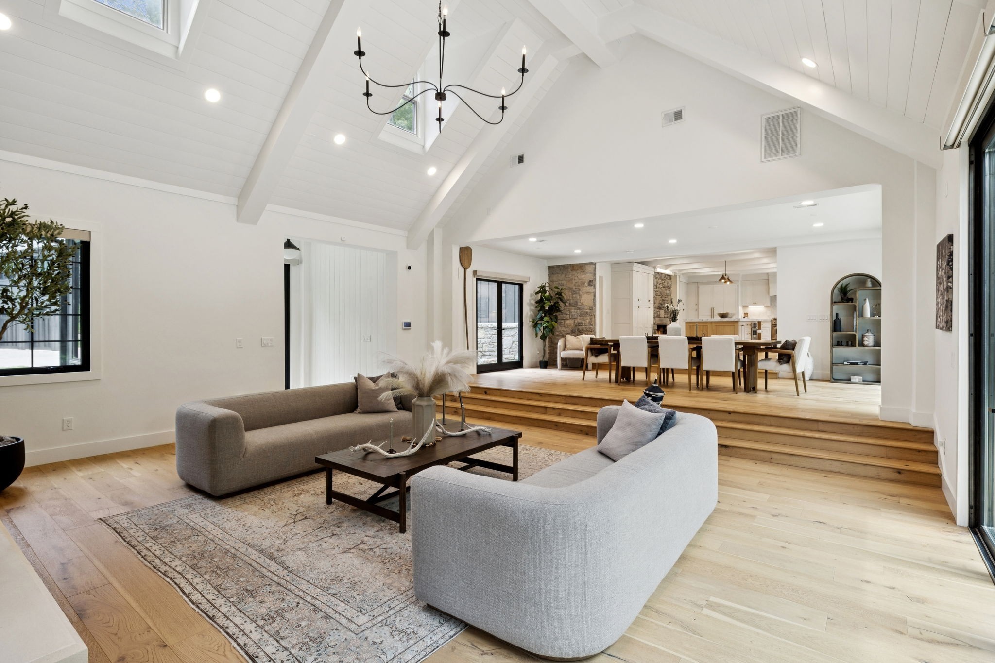 5222 Still House Hollow Rd