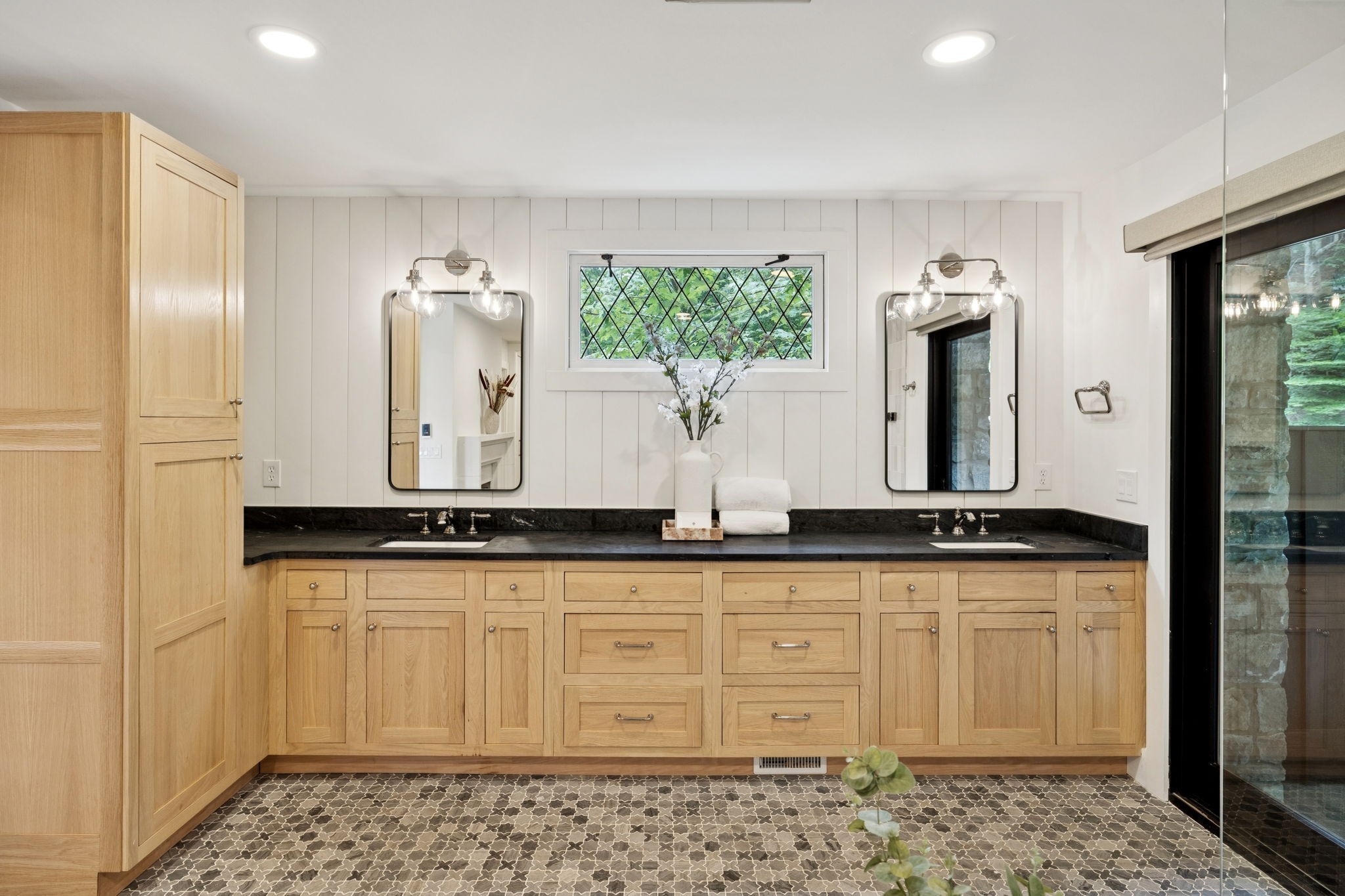 5222 Still House Hollow Rd