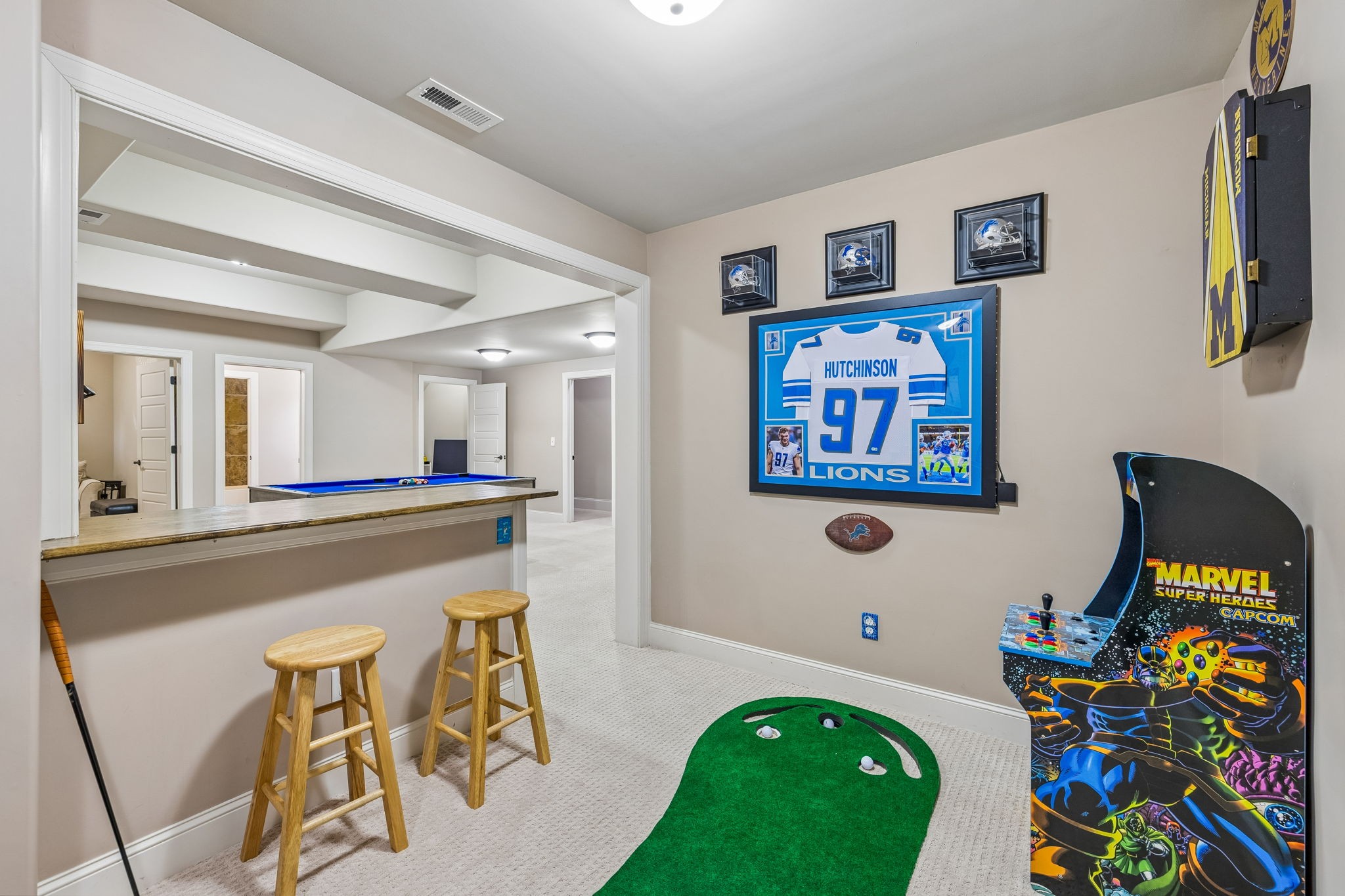 4001 Wallace Ln