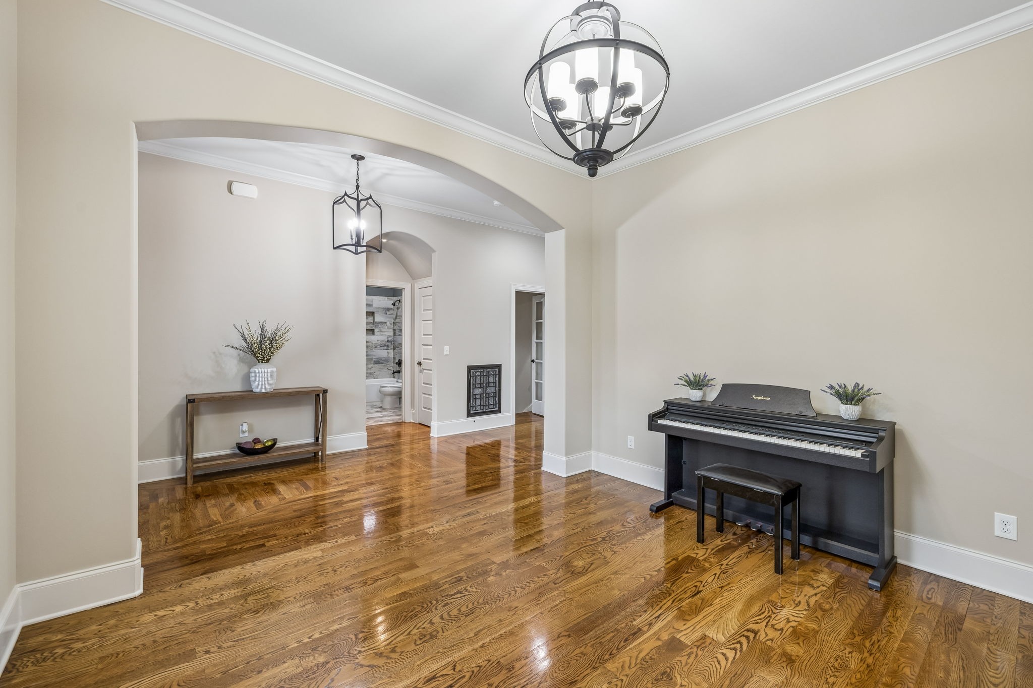 4001 Wallace Ln