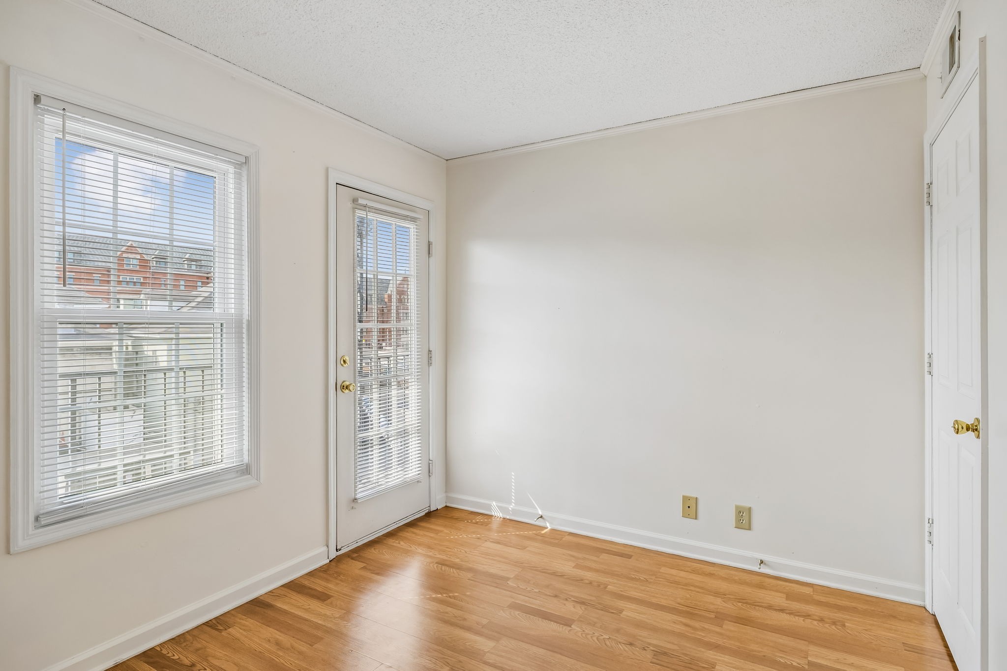 2325 Elliston Pl Unit: 401
