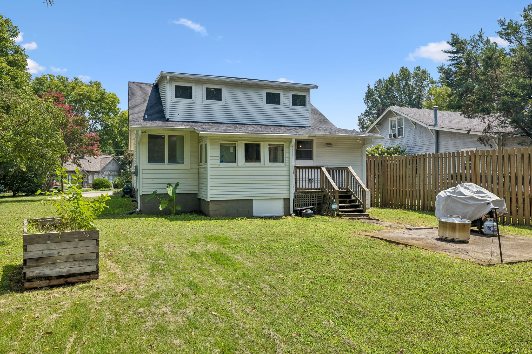 521 N Wilson Blvd