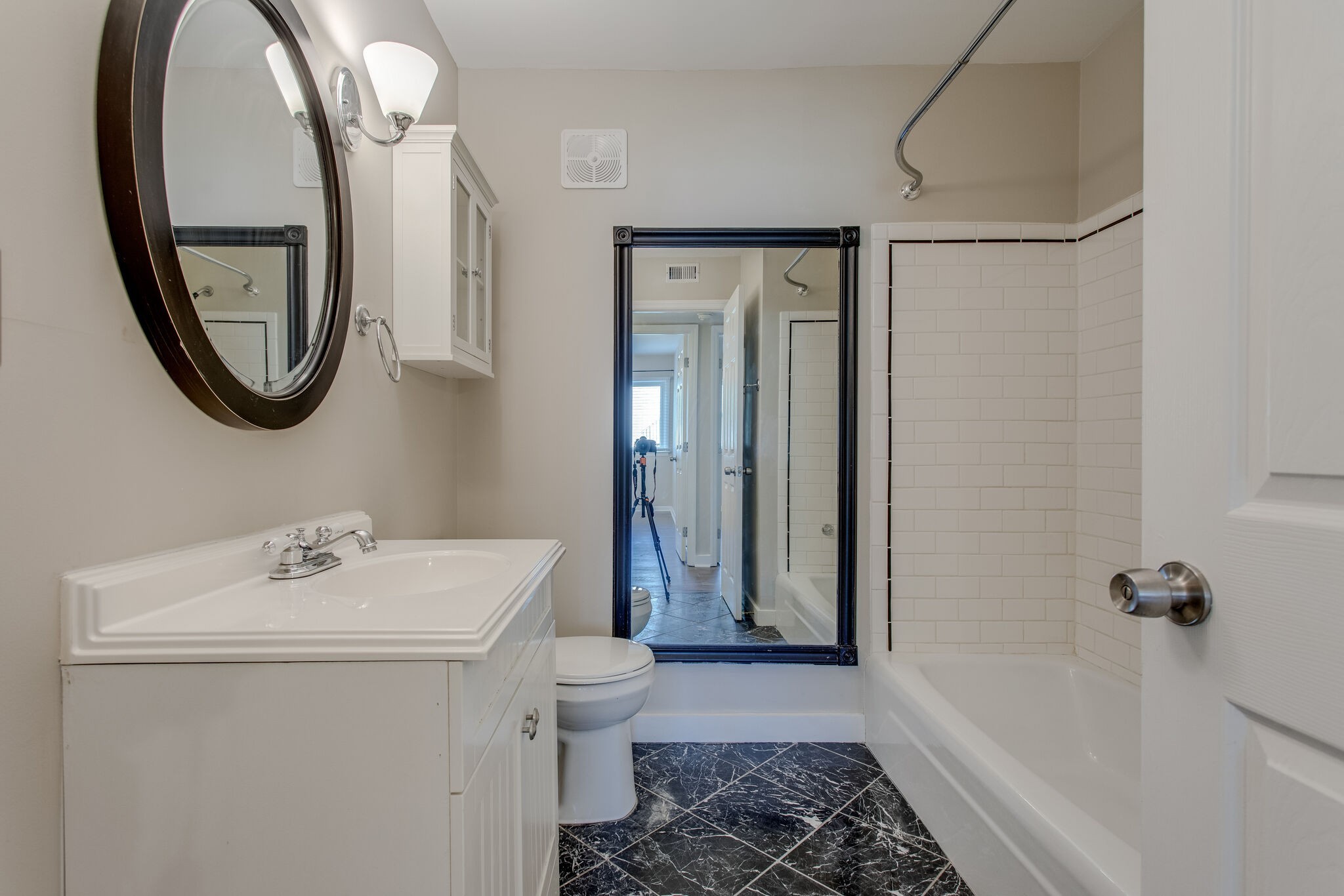 1900 Richard Jones Rd Unit: S1