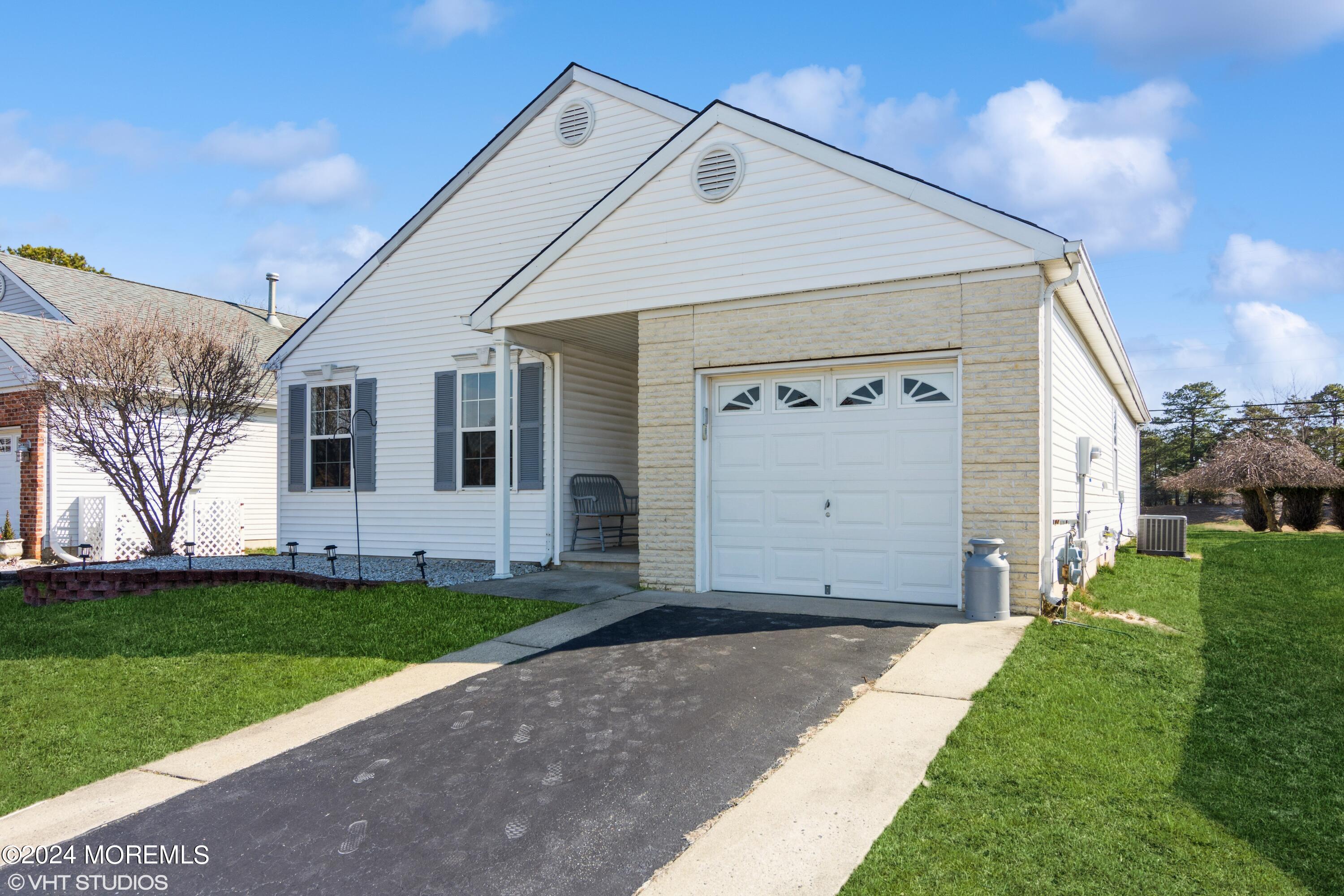 8 Winterton Drive