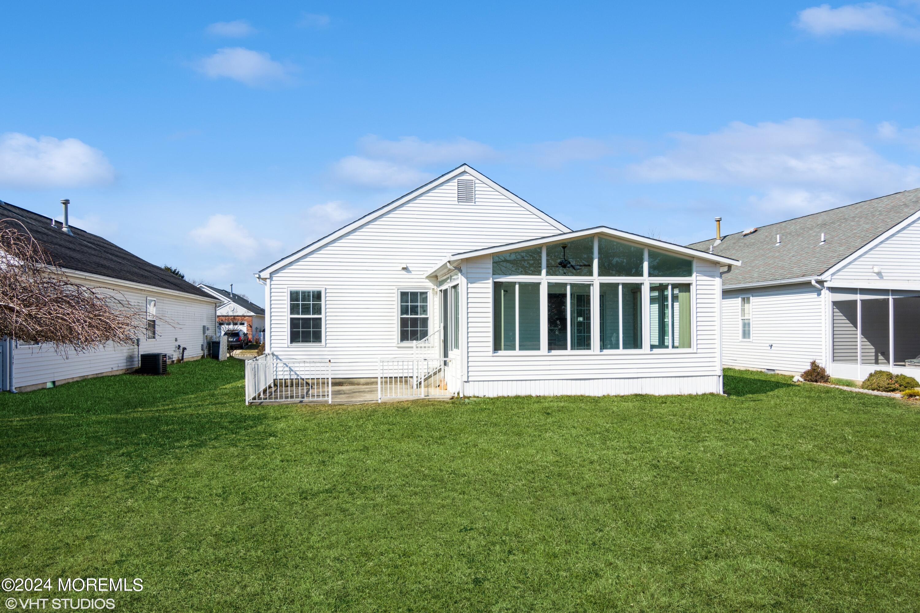 8 Winterton Drive