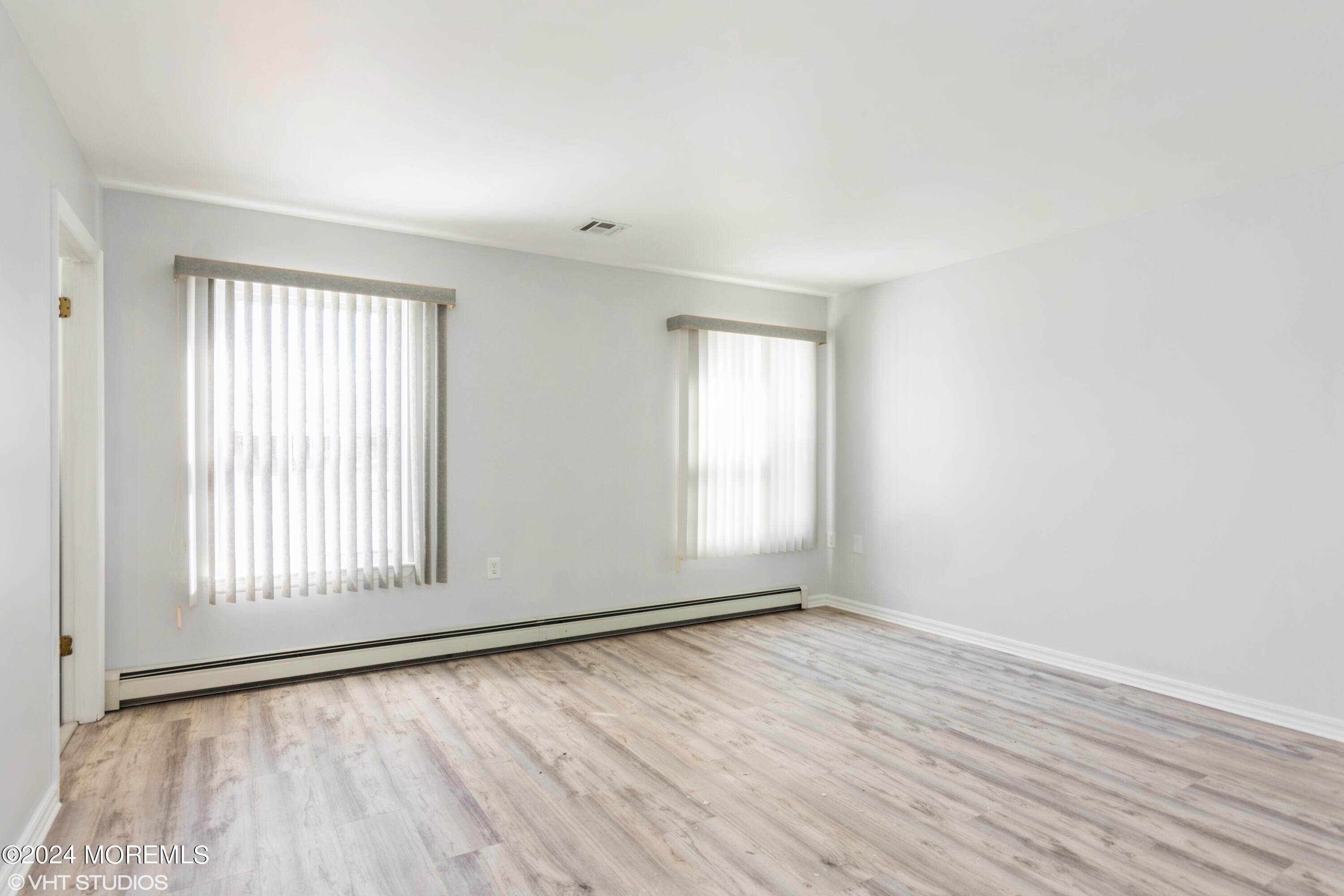 8 Winterton Drive