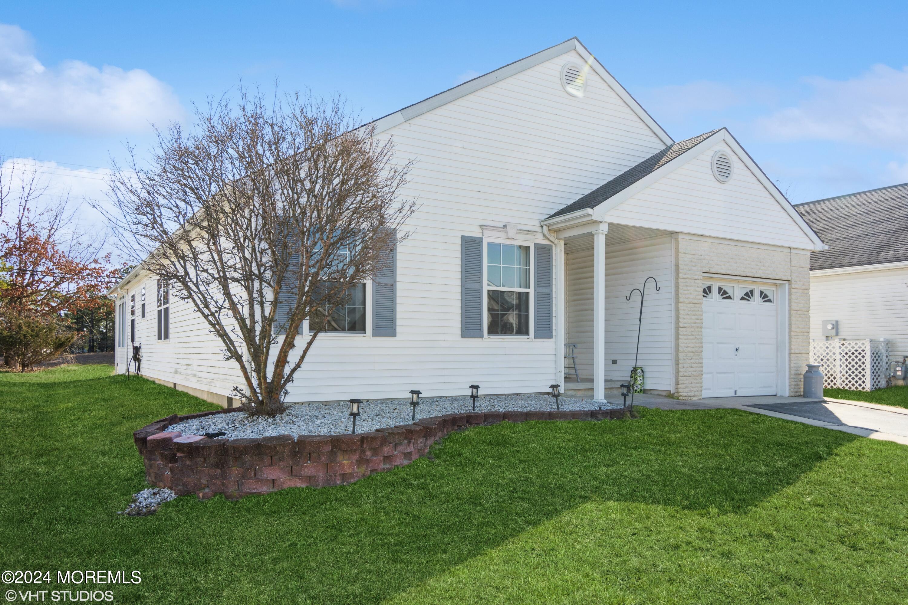 8 Winterton Drive