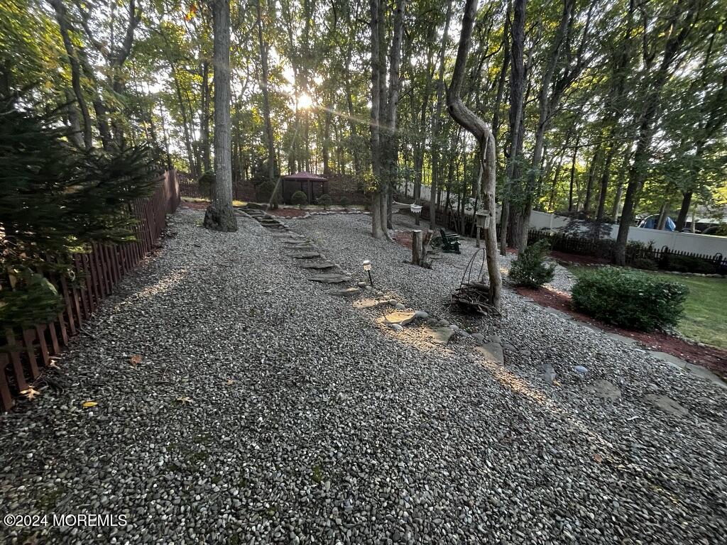 1115 Gully Road