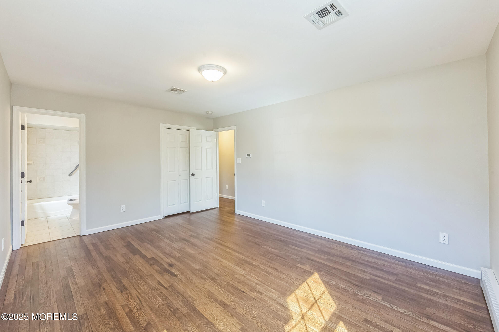 2093 Crestwood Drive