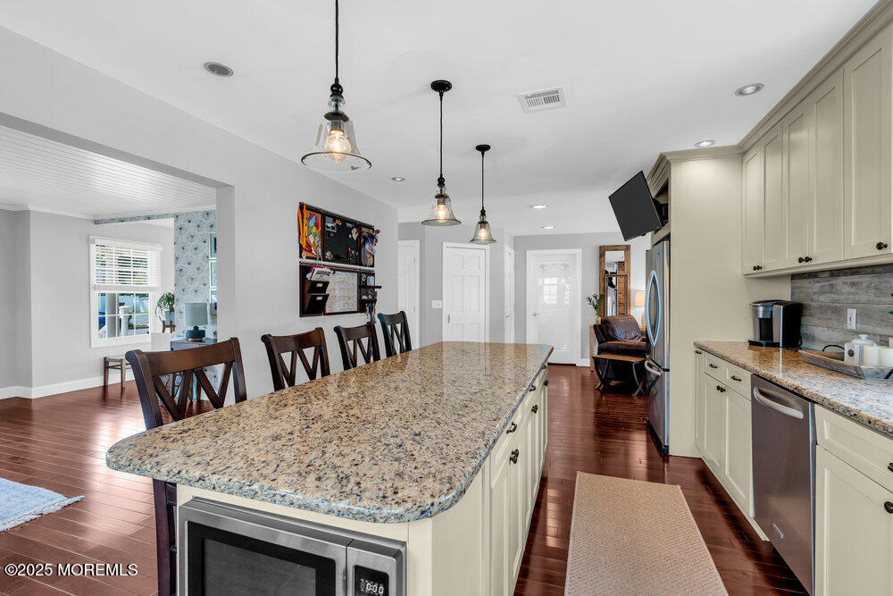 8 Bryce Canyon Road