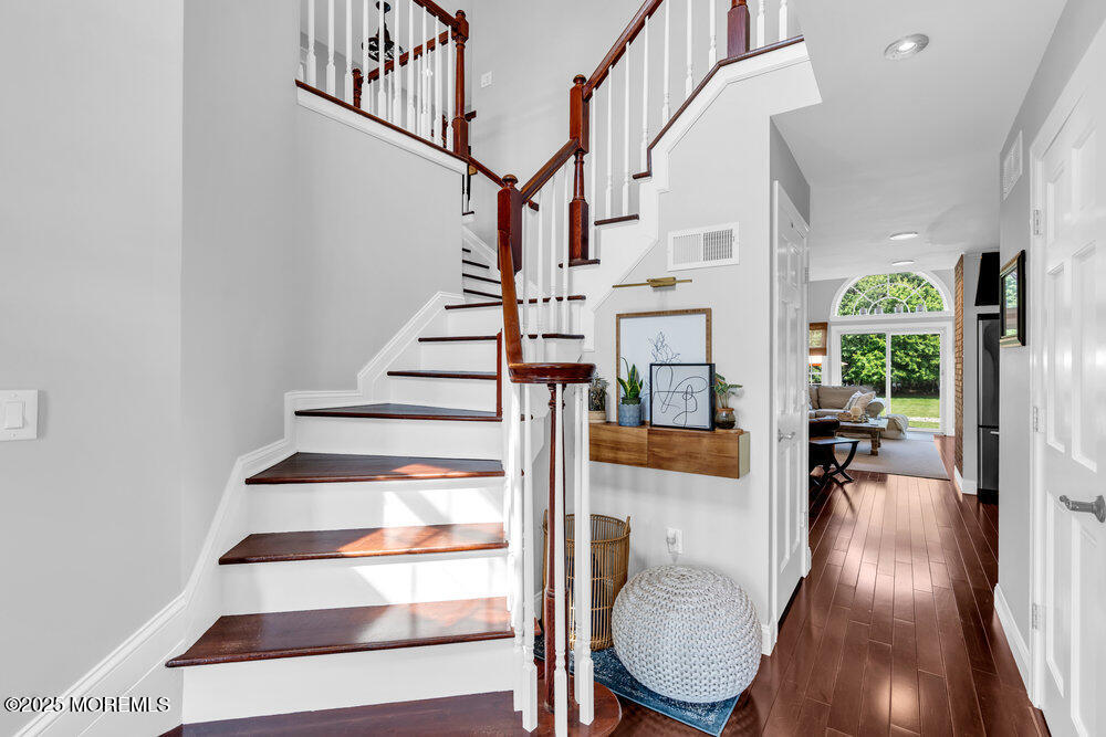8 Bryce Canyon Road