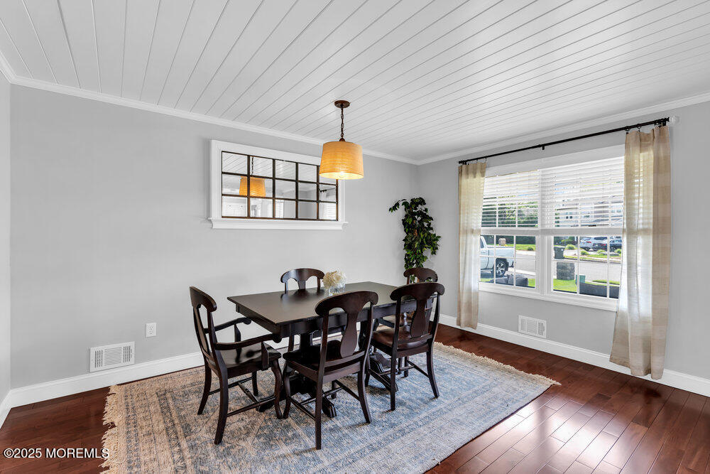 8 Bryce Canyon Road