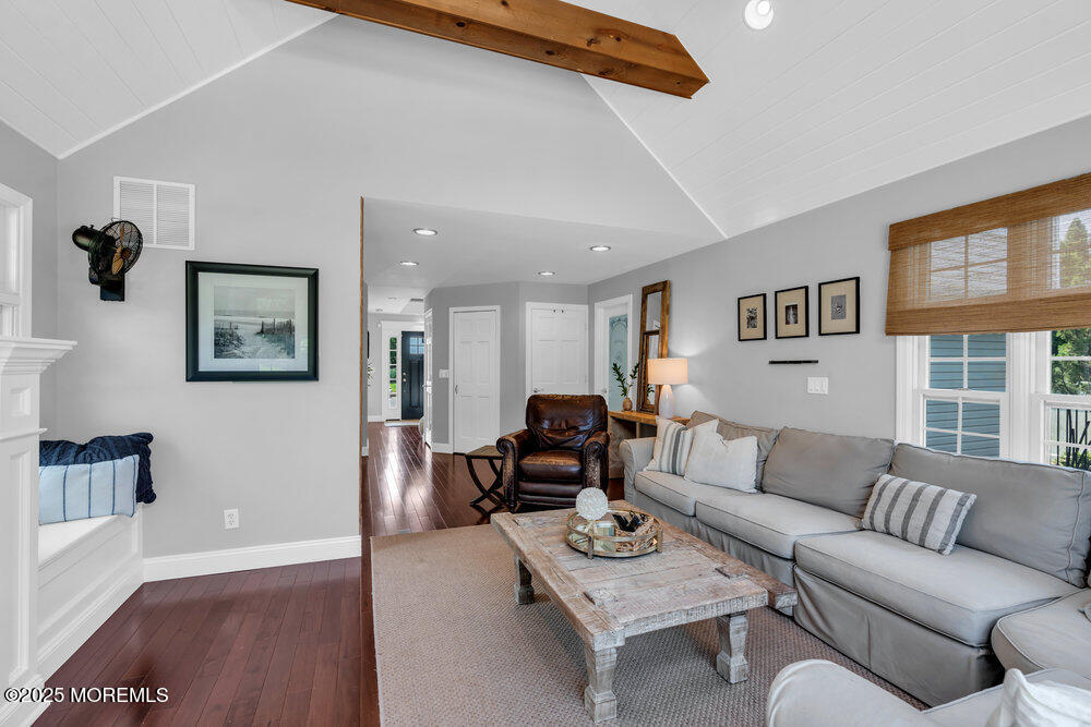 8 Bryce Canyon Road