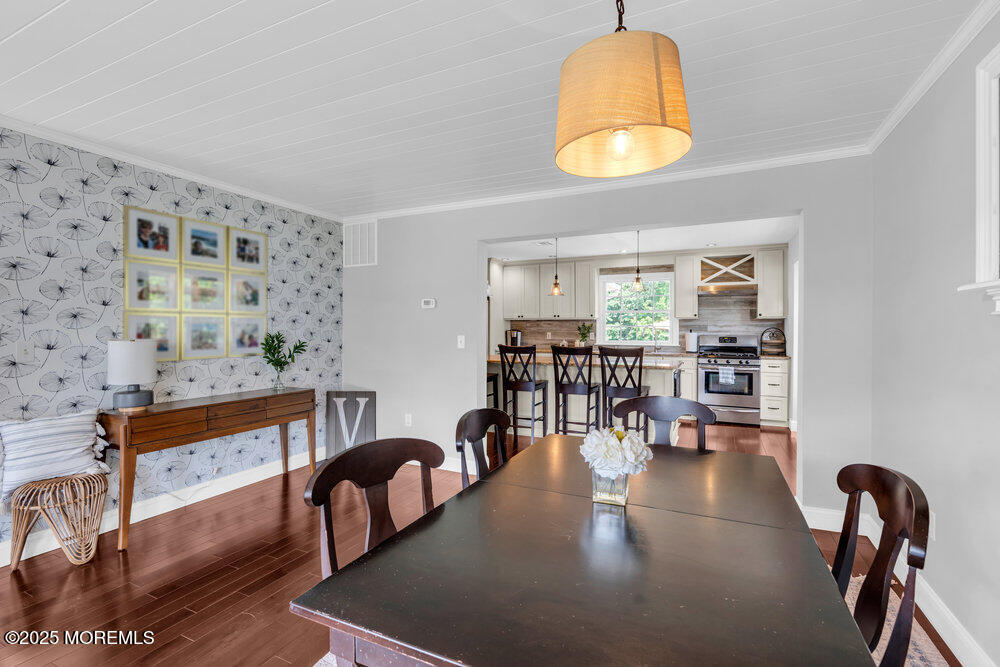 8 Bryce Canyon Road