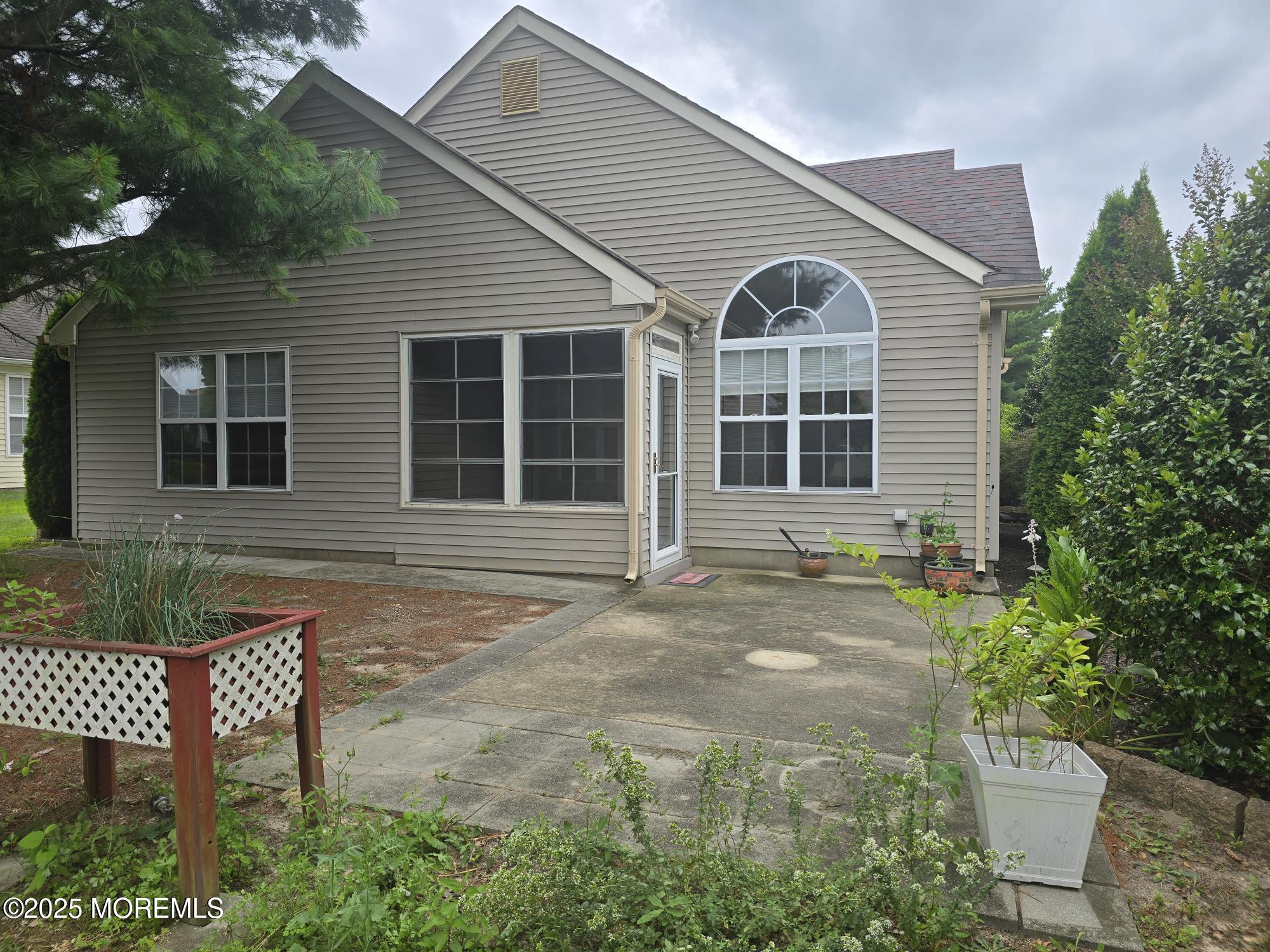 2414 Crisfield Street