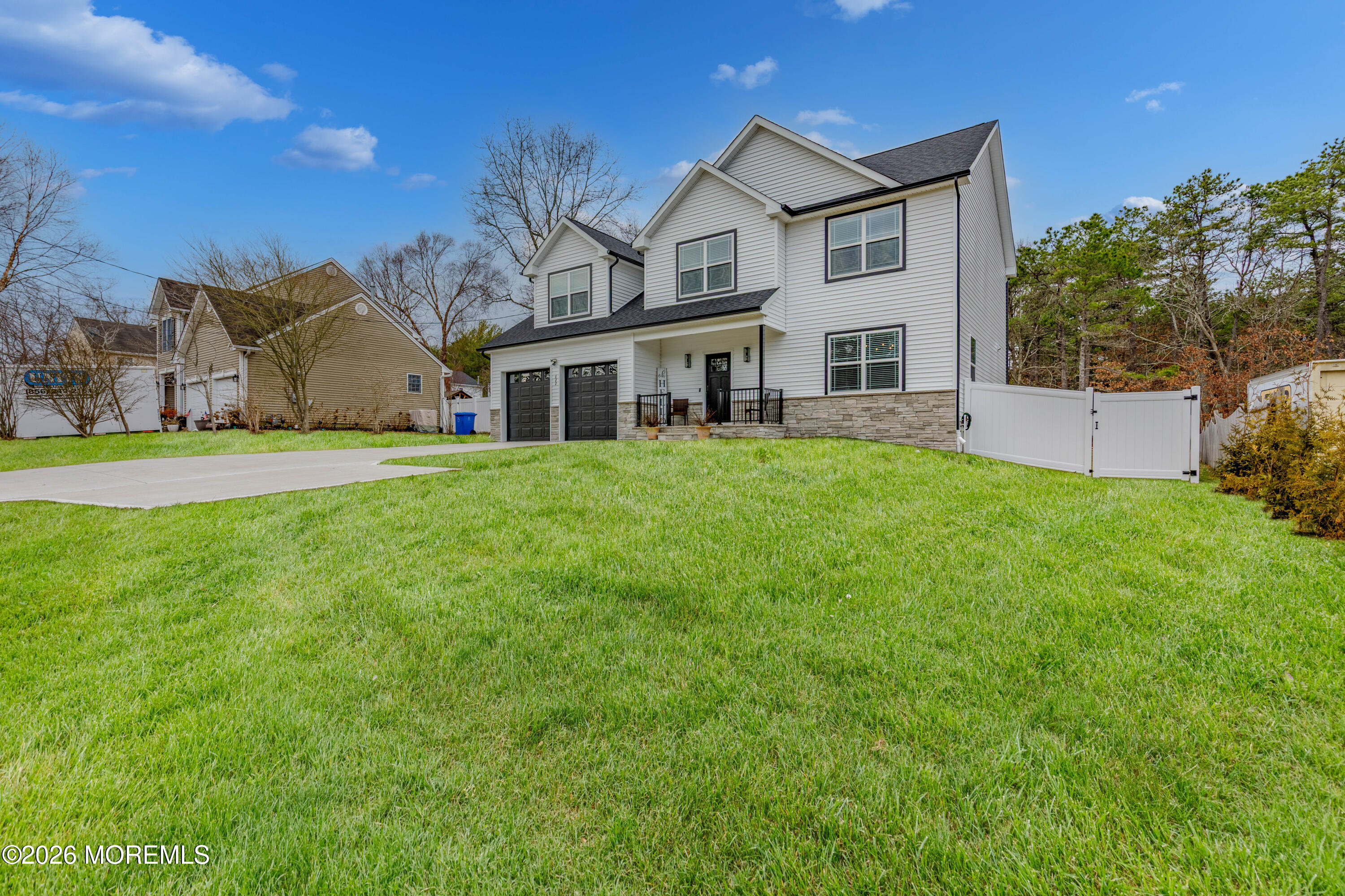 622 Lighthouse Drive