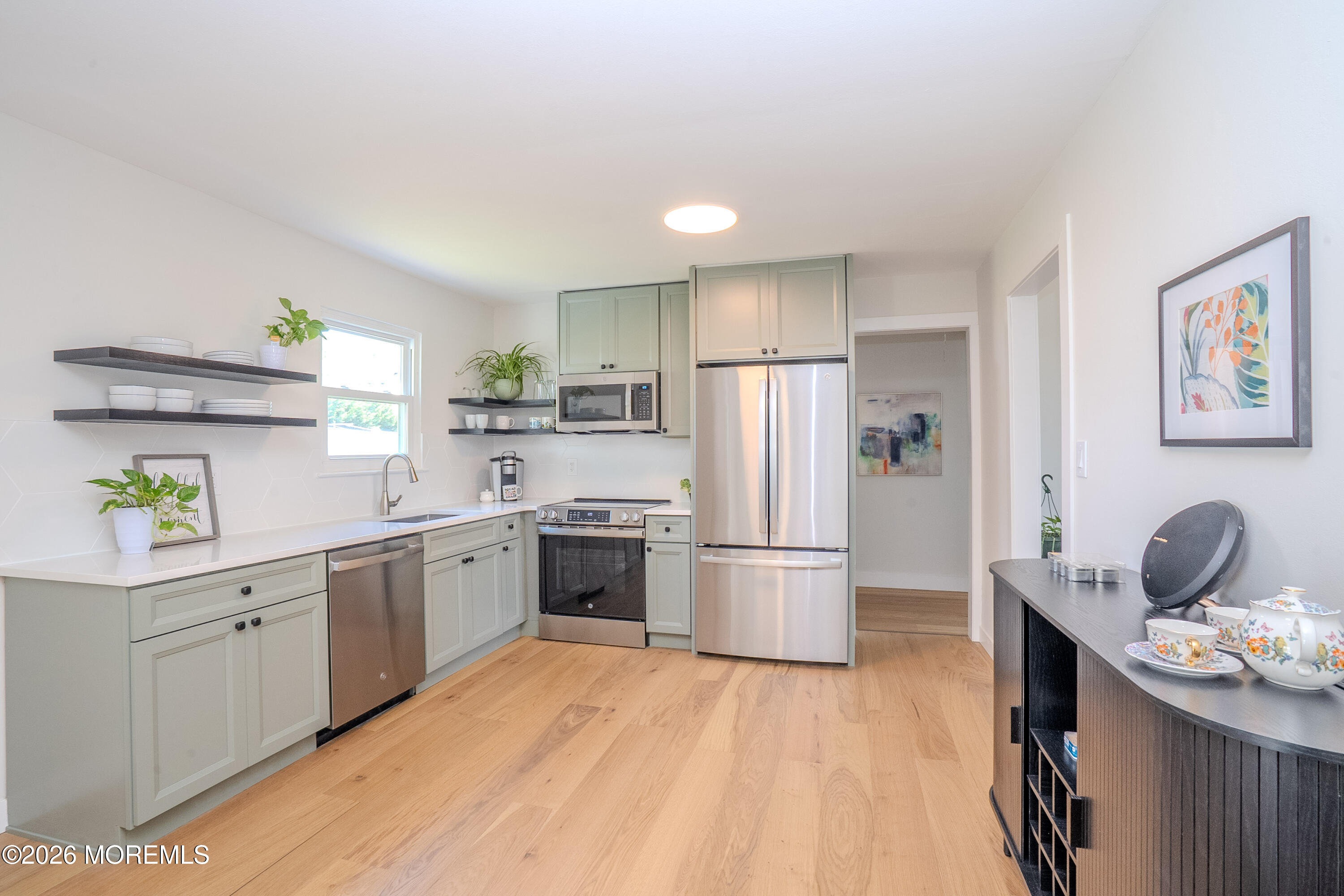 8 Knox Boulevard