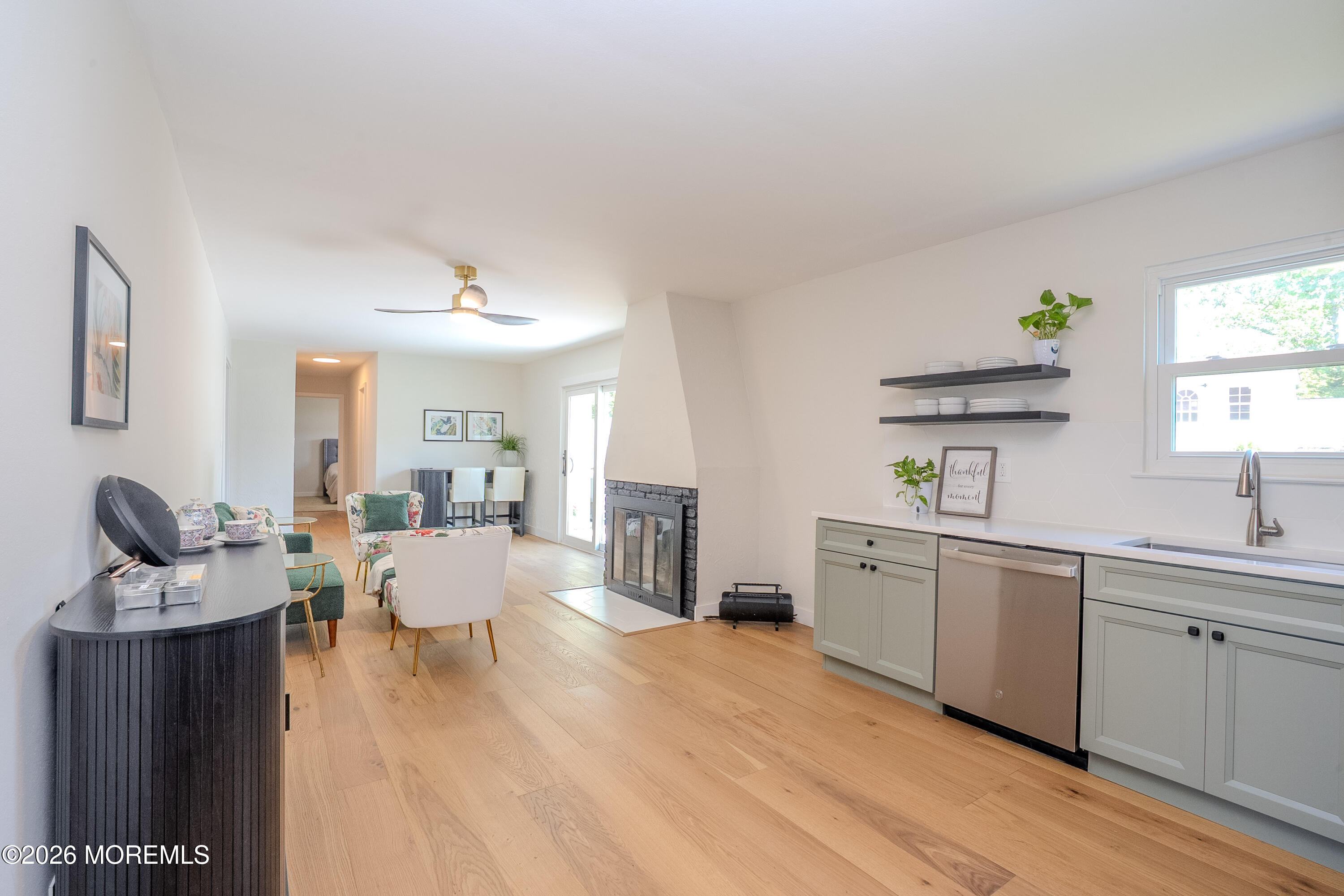8 Knox Boulevard