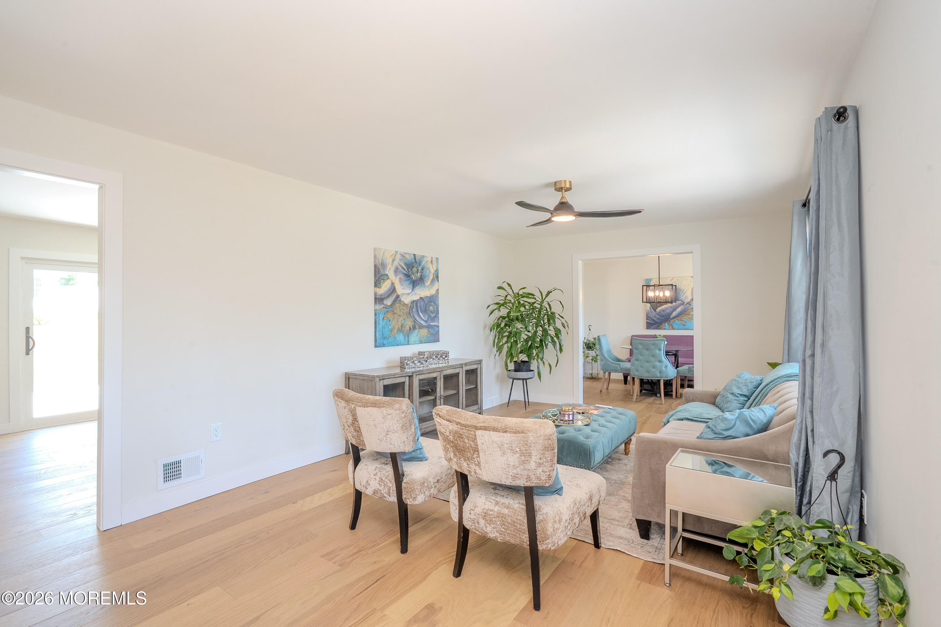 8 Knox Boulevard