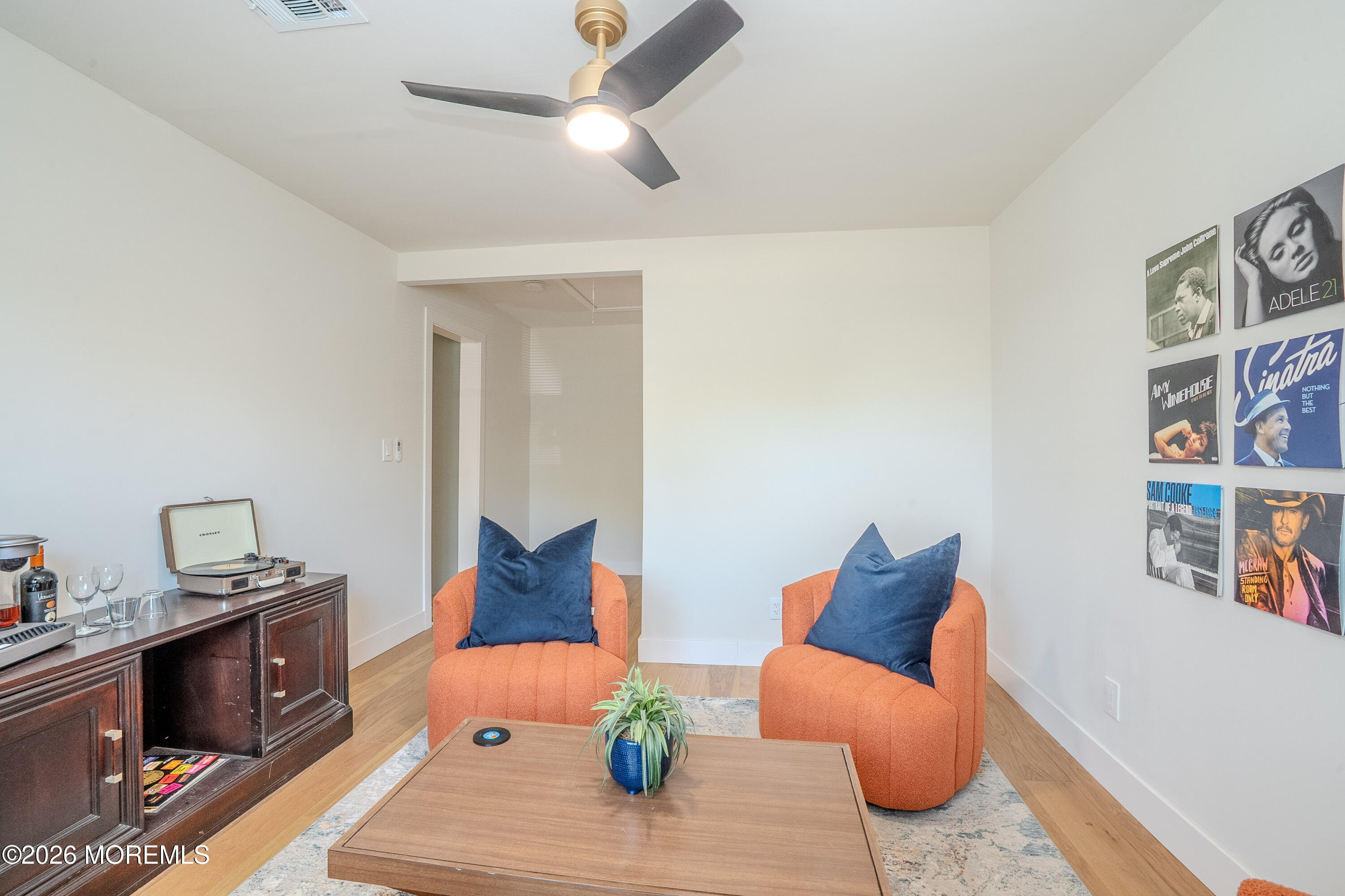8 Knox Boulevard