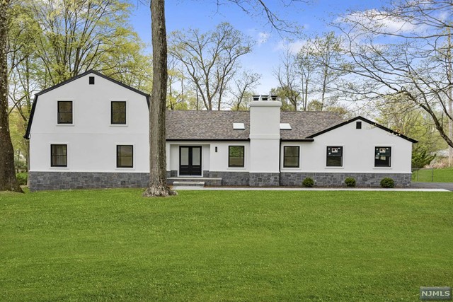 16 Stuyvesant Road