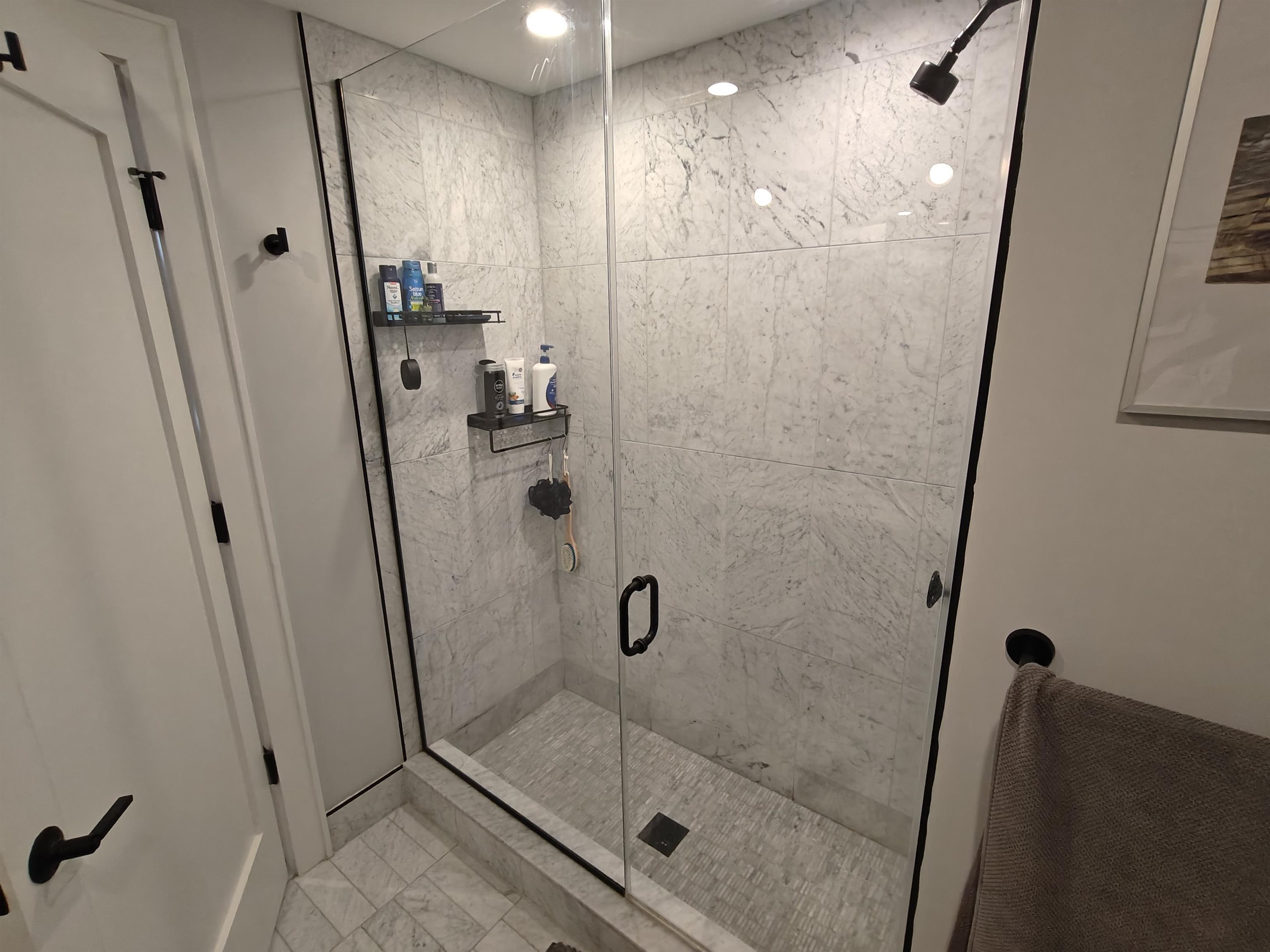 366 6TH ST Unit: 601