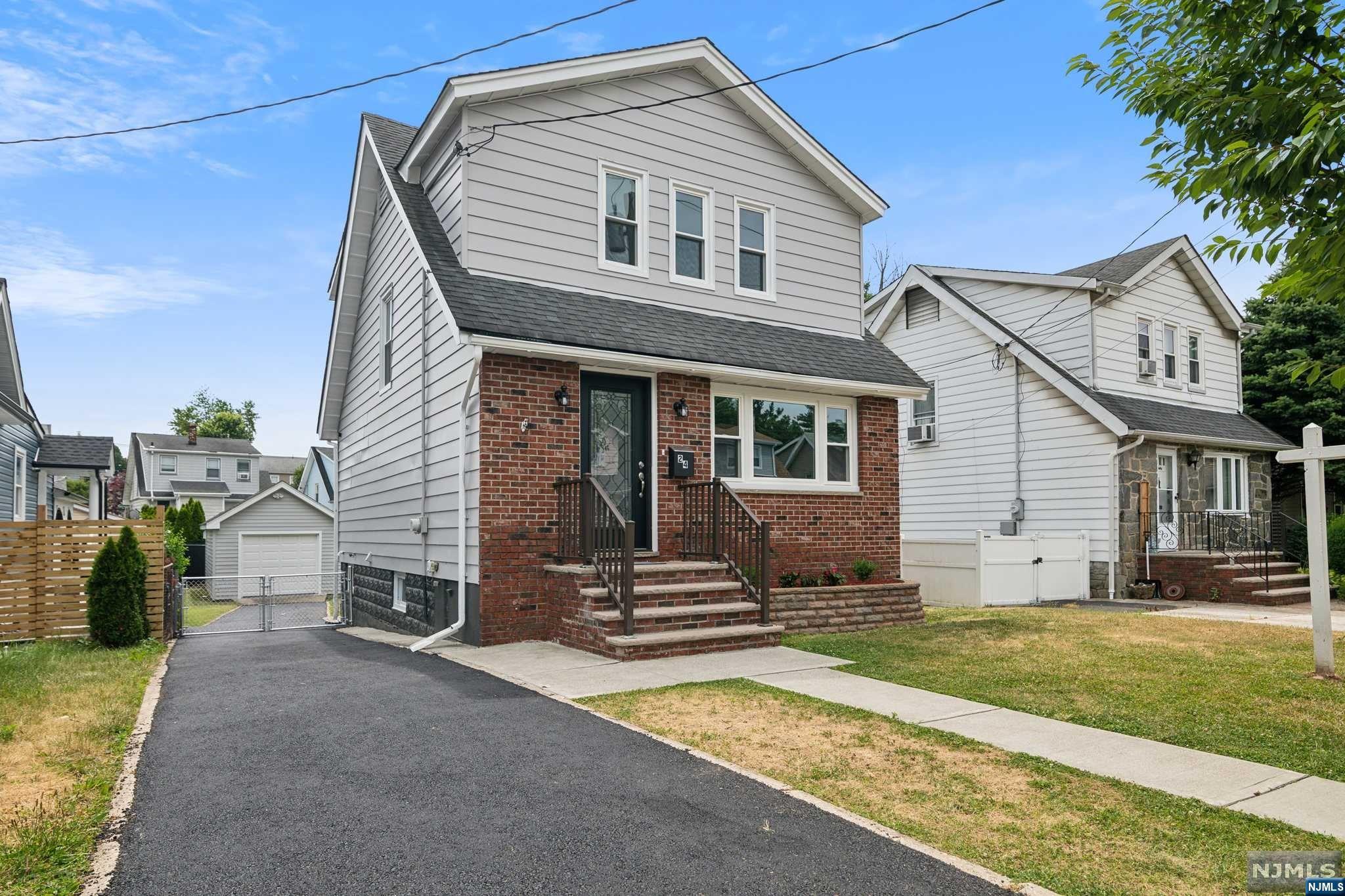 24 Walnut Street