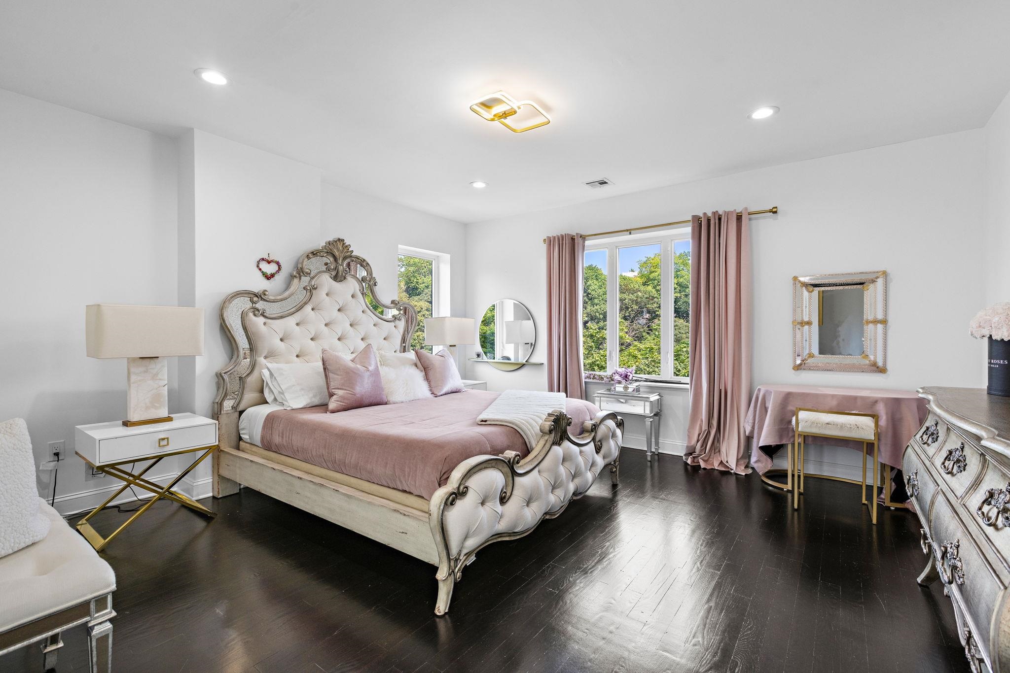 88 STERLING AVE