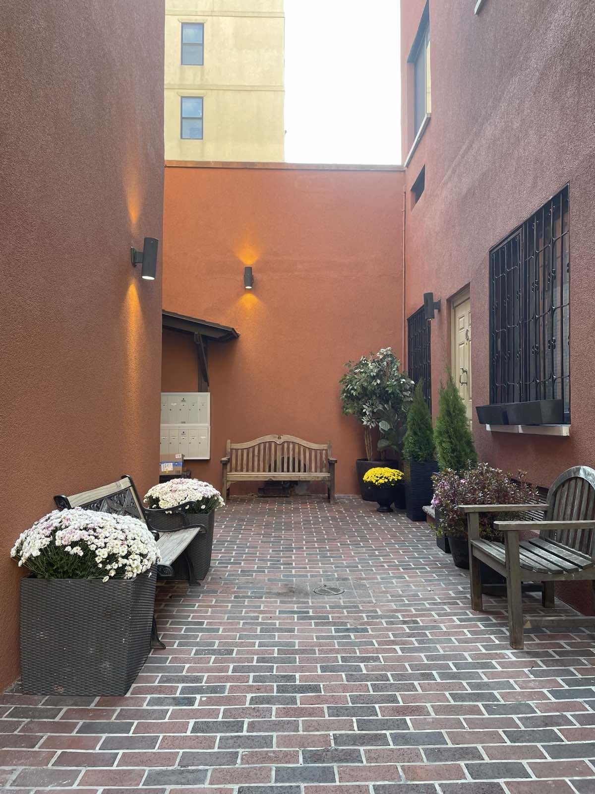 41-43 1ST ST Unit: 1G