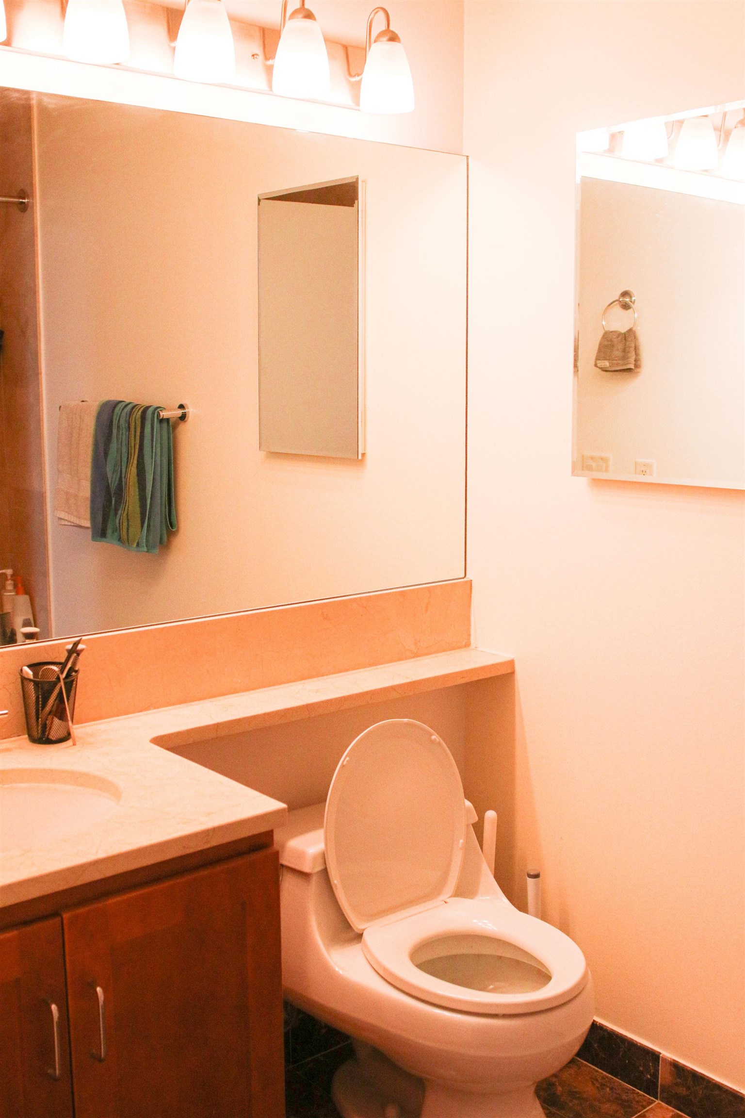 389 WASHINGTON ST Unit: 21D