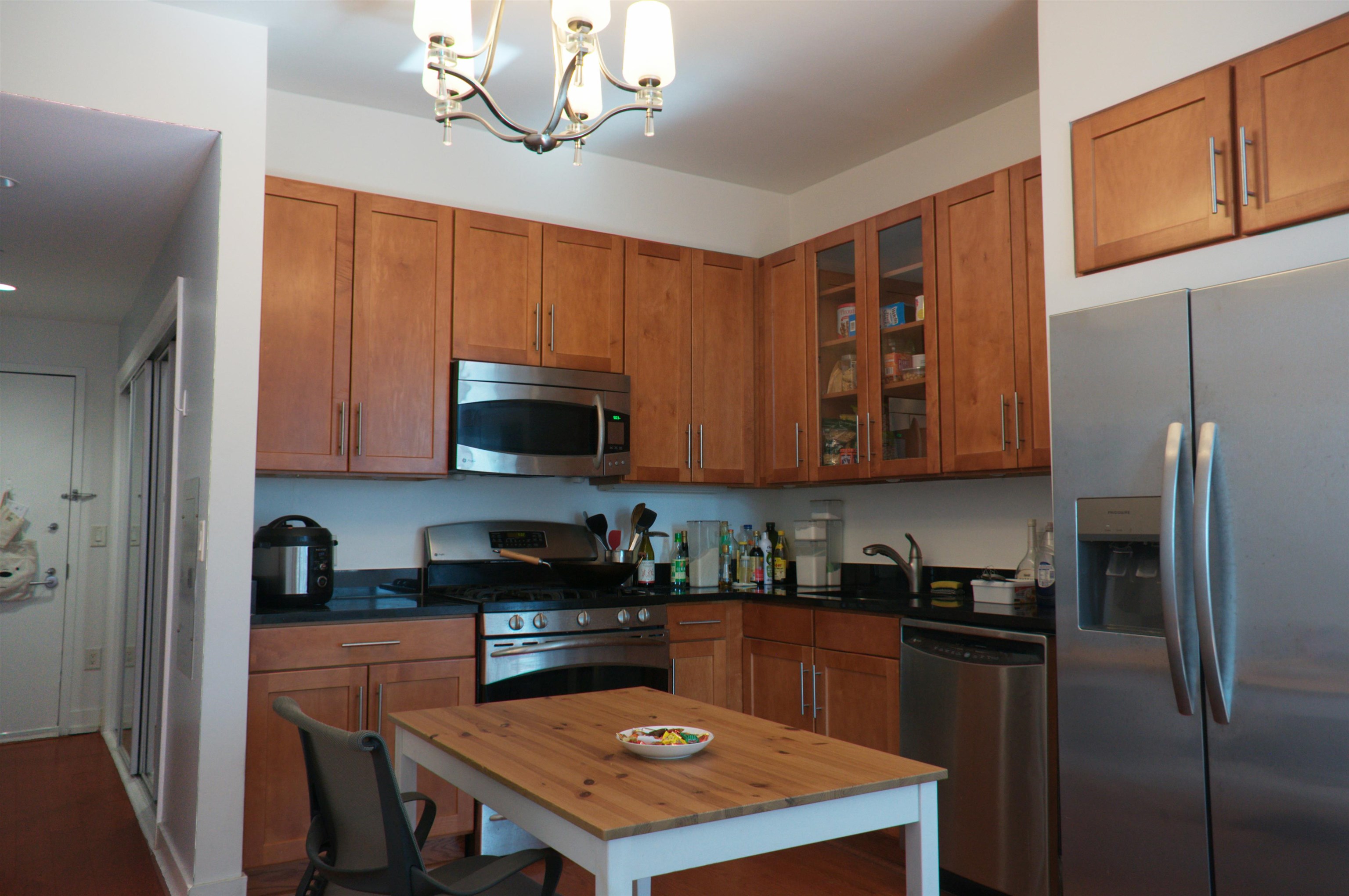 389 WASHINGTON ST Unit: 21D