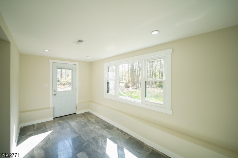 347 Zion Rd