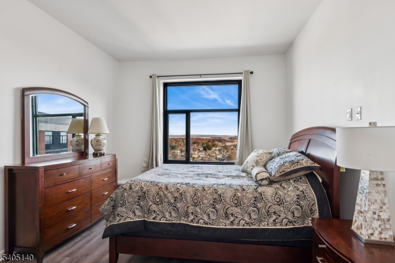 1 Carriage City Plz 1707