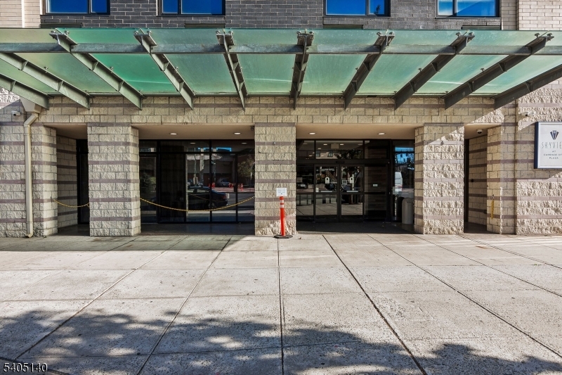 1 Carriage City Plz 1707